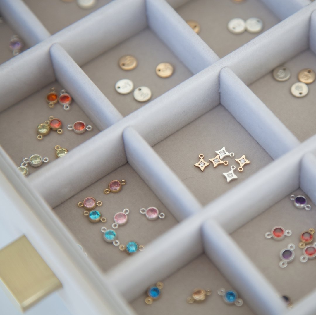 Calling all stargazers! 🌙  Get ready to elevate your jewellery with our Celestial charm range, featuring stars, birthstones and zodiac signs to add a personal touch to any piece ✨

We still have some slots available to book in May, use the &lsquo;bo