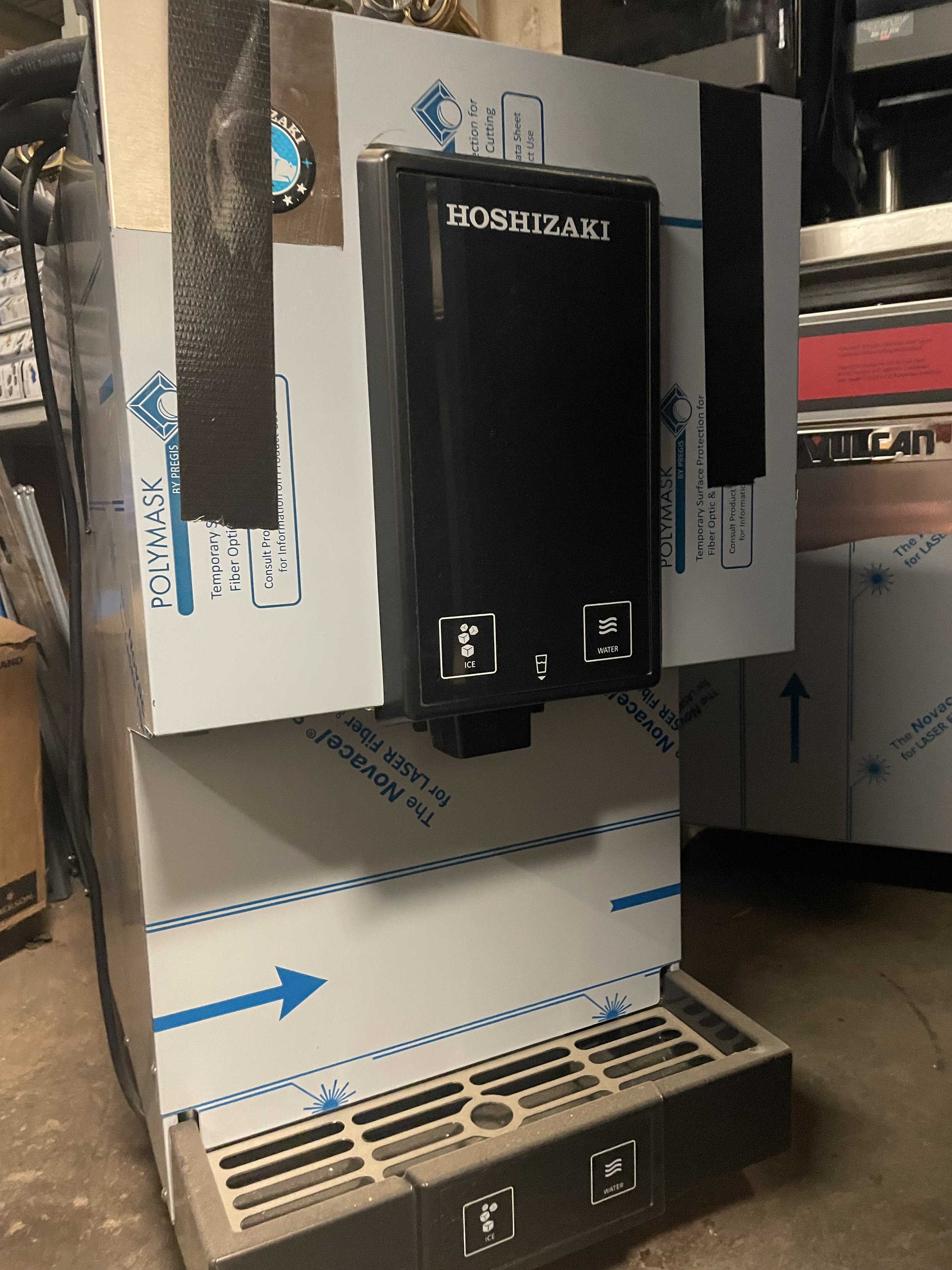 Hoshizaki Cubelet Ice and Water dispenser NEVER USED DCM-271BAH