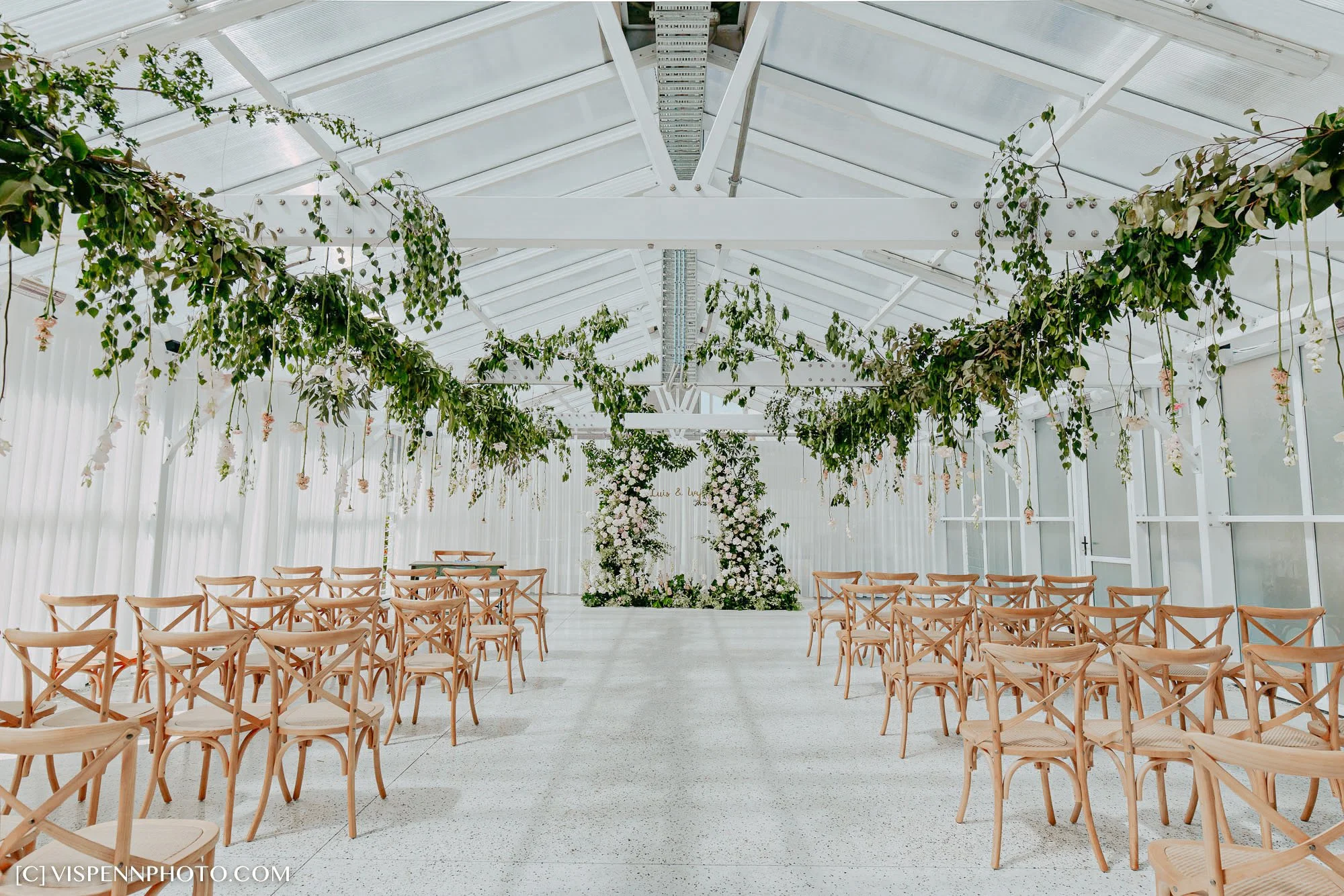 Melbourne Rooftop Wedding Venue Rombe Glasshouse - luis and Ivy-2.jpg