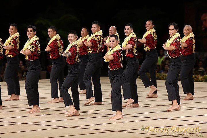 @merriemonarchfestival Hālau Nā Kamalei O Līlīlehua 
Kumu Robert Uluwehionāpuaikawēkiuokalani Cazimero
Honolulu, Oʻahu (Kāne)
&ldquo;Heha Waipiʻo&rdquo;

Waipiʻo Valley&rsquo;s famed composer Sam Liʻa Kalāinaina penned &ldquo;Heha Waipiʻo&rdq