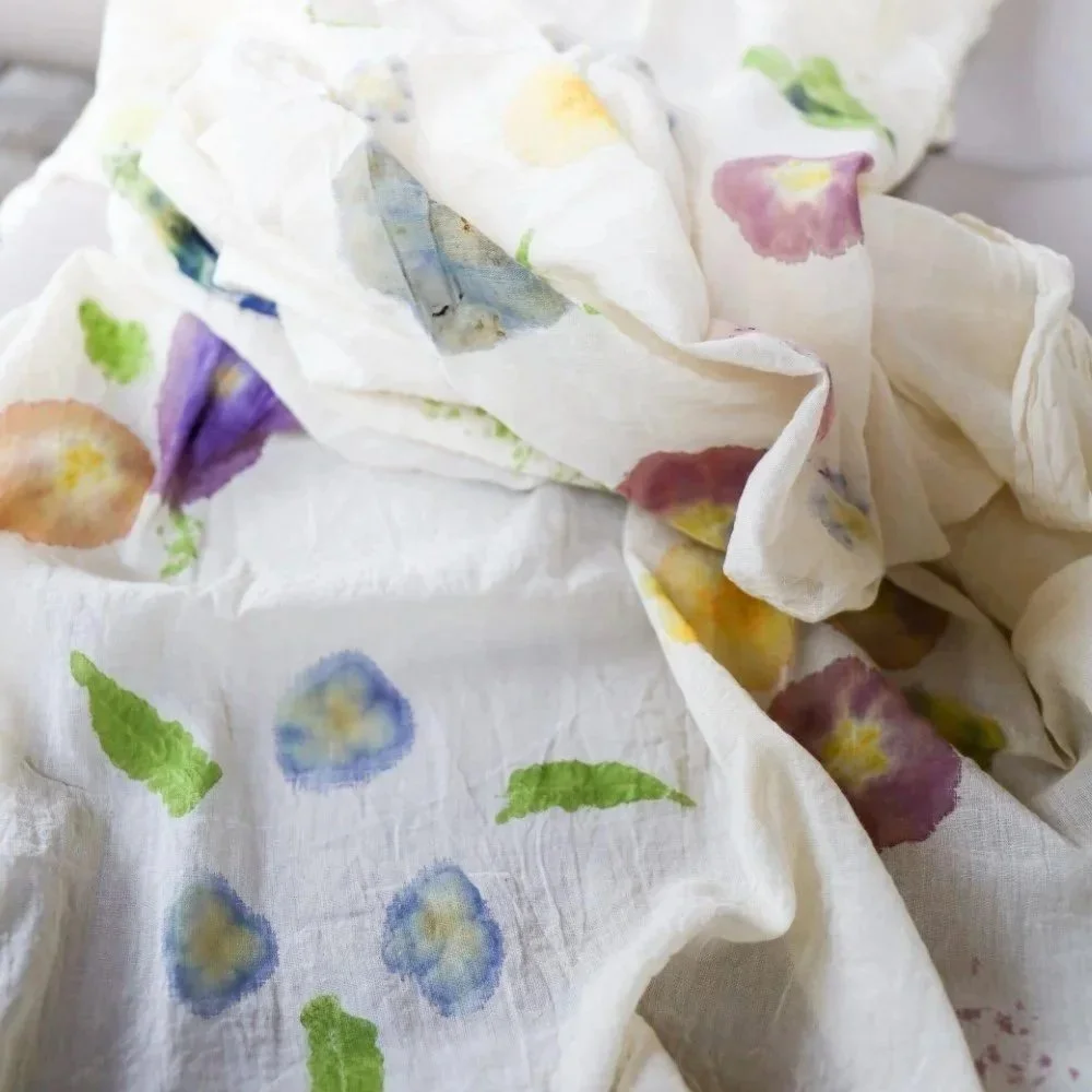 28th NOVEMBER WORKSHOP Tea Towel Eco Printing - Learn the Art of Flower and Leaf Printing w' KATHRYN GREEN