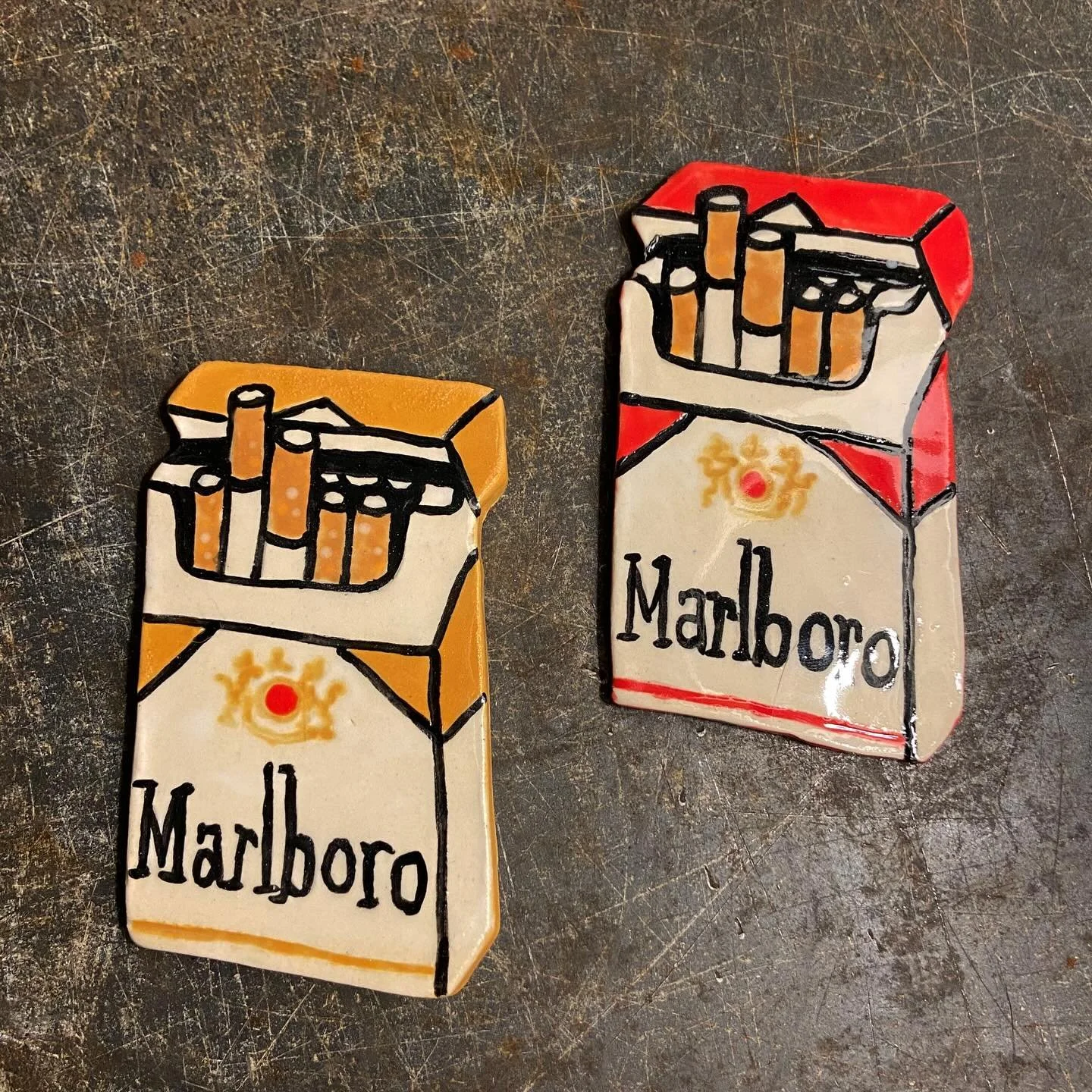 Packs of superior smokes are back ;-) 
Marlboro reds available as magnets and ornaments - limited numbers!! 
They&rsquo;ll be at my first holiday market which is ✨Sunday November 23rd✨ 

#ceramics #ceramicsofinstagram #marlboro