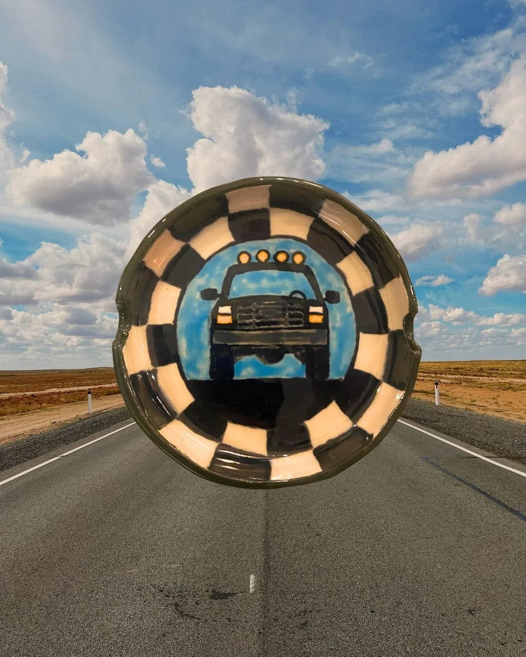 🛻 Truck Ashtrays 🛻 part 2!!
maybe more truck fun in the new year, but for now you&rsquo;ll find this series ✨THIS SUNDAY ✨ at the @parkdalepottery !! 

#ceramicsofinstagram #ceramics #ceramicashtray #pottery #pickuptruck