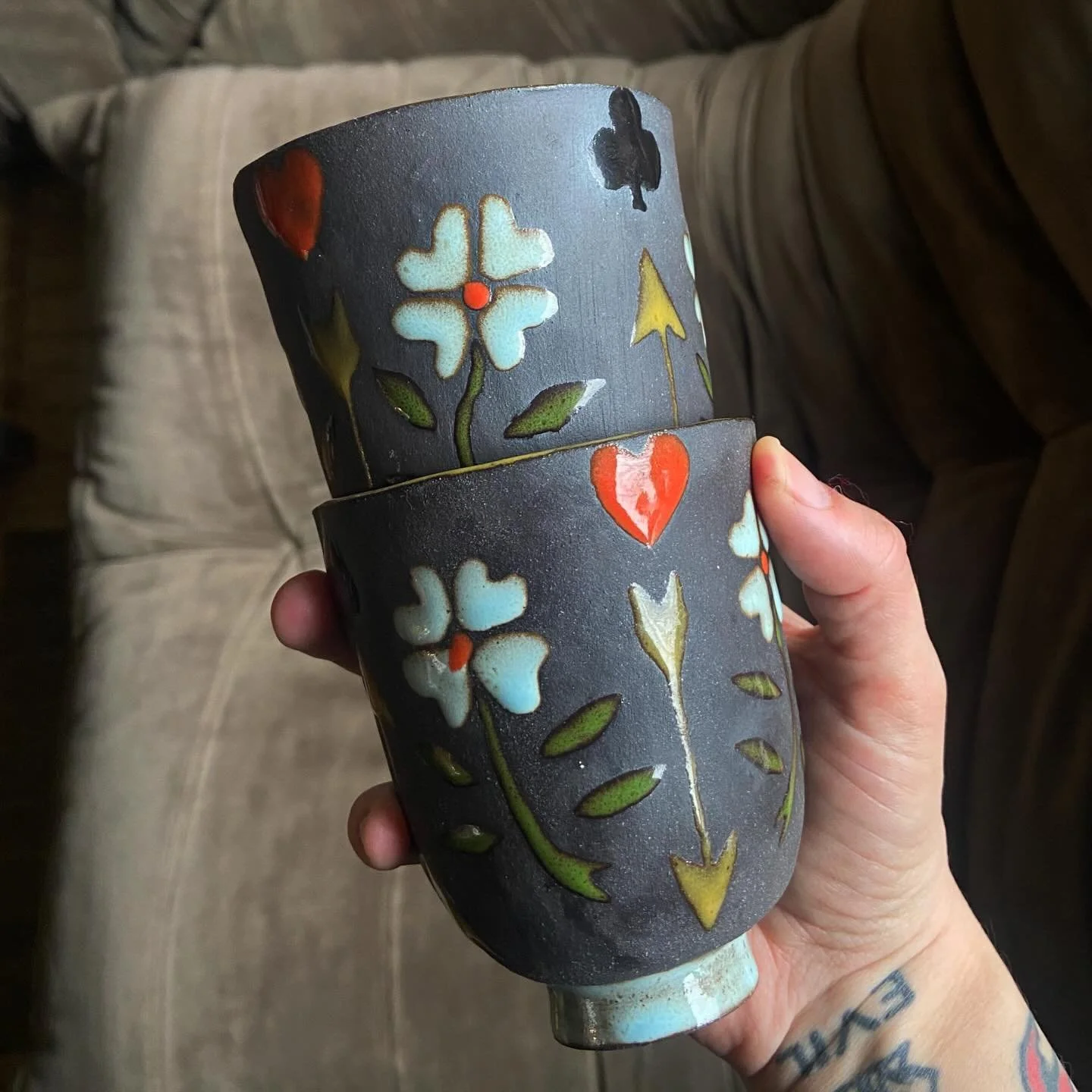 Cowboy cups fresh out of the kiln 🤠🐎
Based off some boot designs i liked :-)

#ceramics #ceramicsofinstagram #ceramiccup