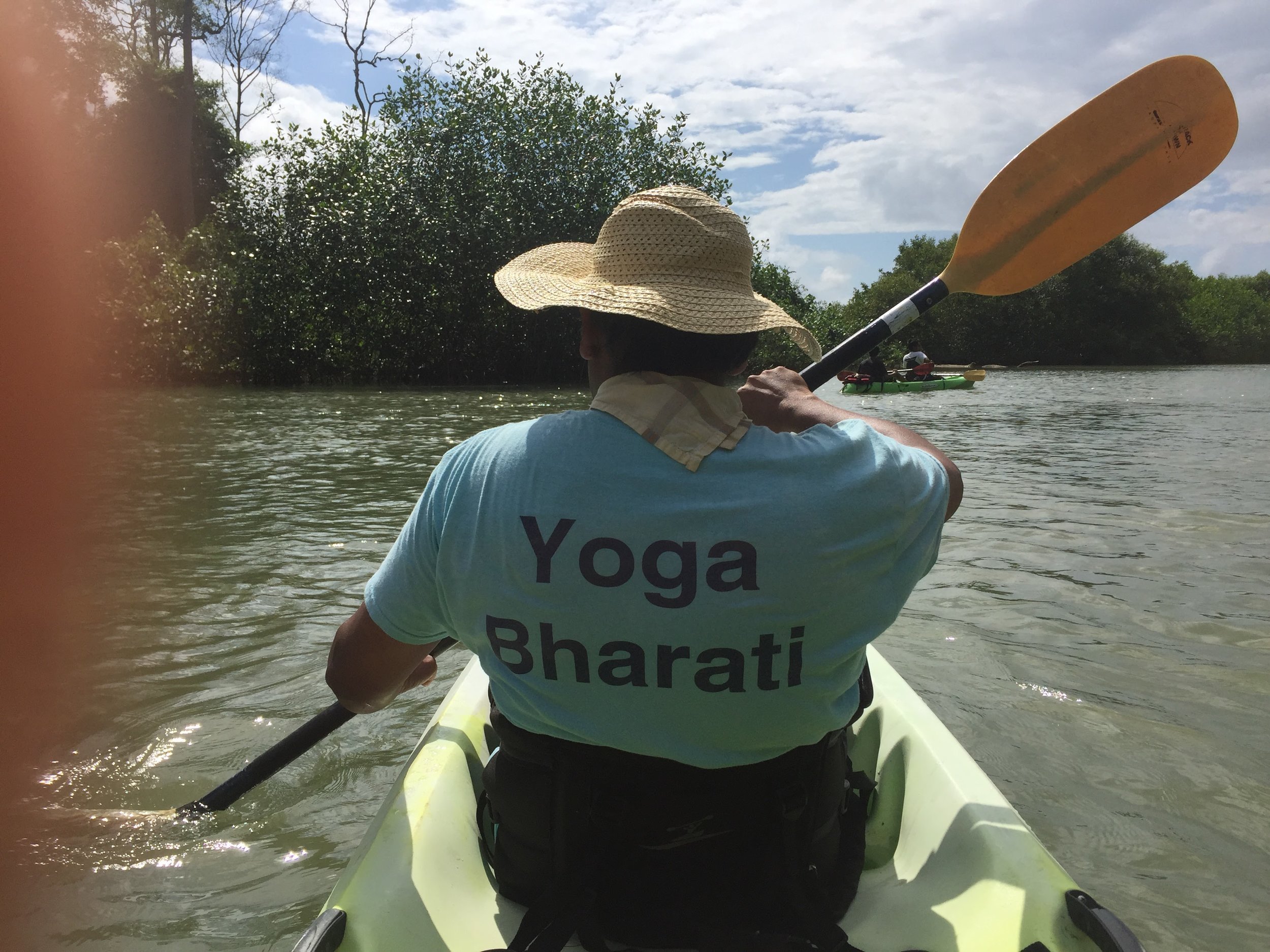 Yogis of Costa Rica - Pura Vida