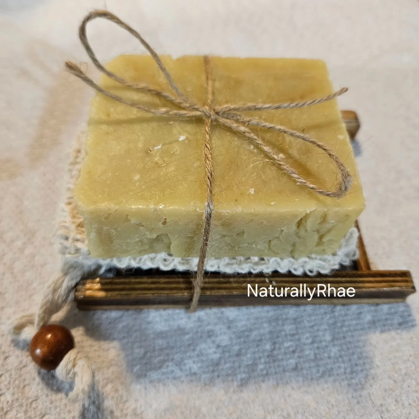 🧼 Soap Set &ndash; $13 🌿

Each set includes:
✨ 1 Handmade Soap Bar
🪵 1 Wooden Soap Dish
🧺 1 Soap Saver Bag

Natural, simple, and ready to gift 🎁

Message me to order 💜
naturallyrhae.org