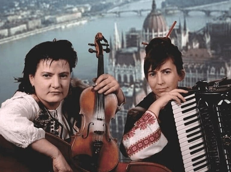 Melbourne World Music Artists | Great Prices | VARDOS | Artist Bookings