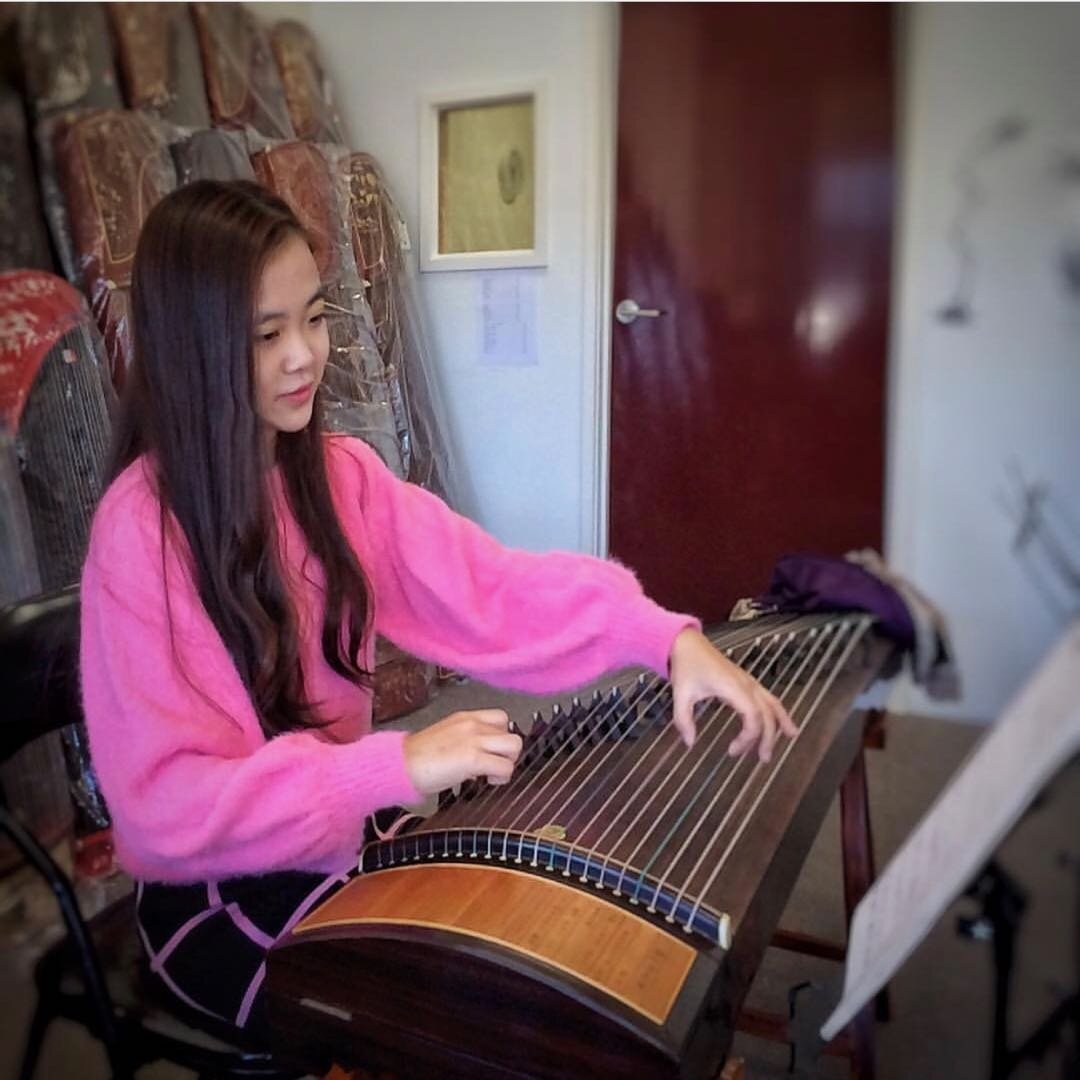 Wedding World Music Zither Player Melbourne | Great Prices | SERENA | Artist Bookings