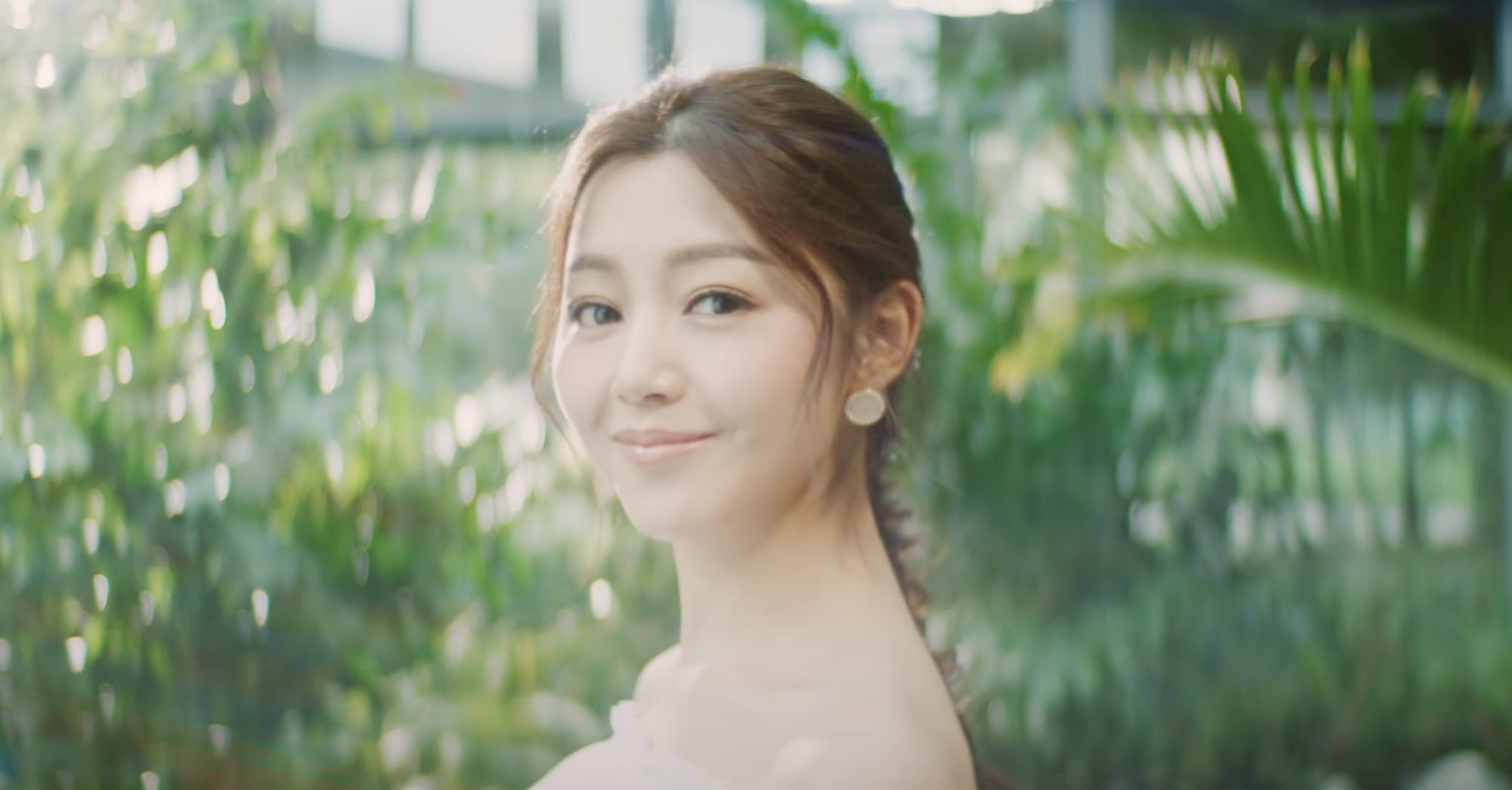 The Cloud 雲之端 TVC・衛詩雅小姐