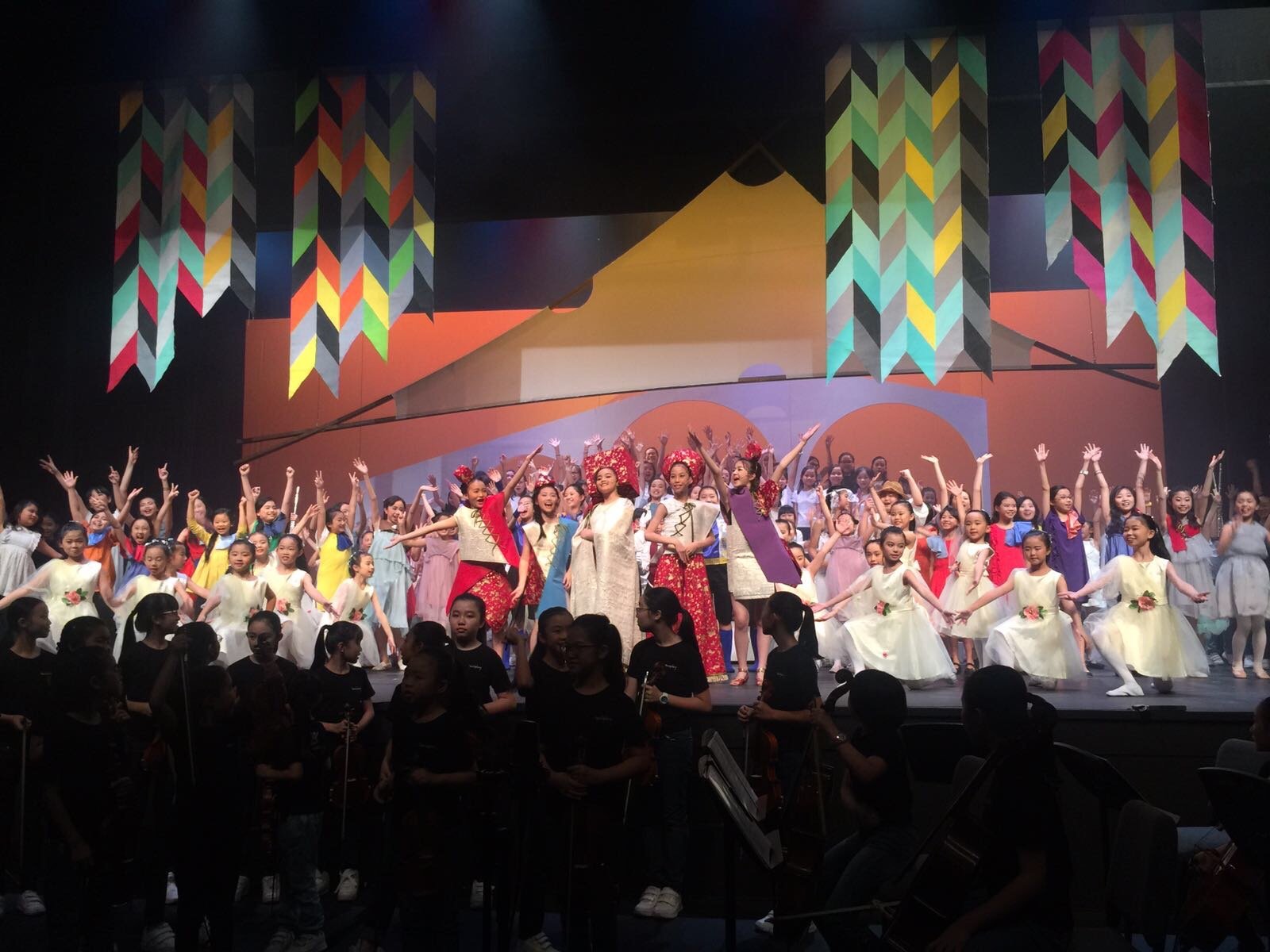 瑪利諾小學英文音樂劇