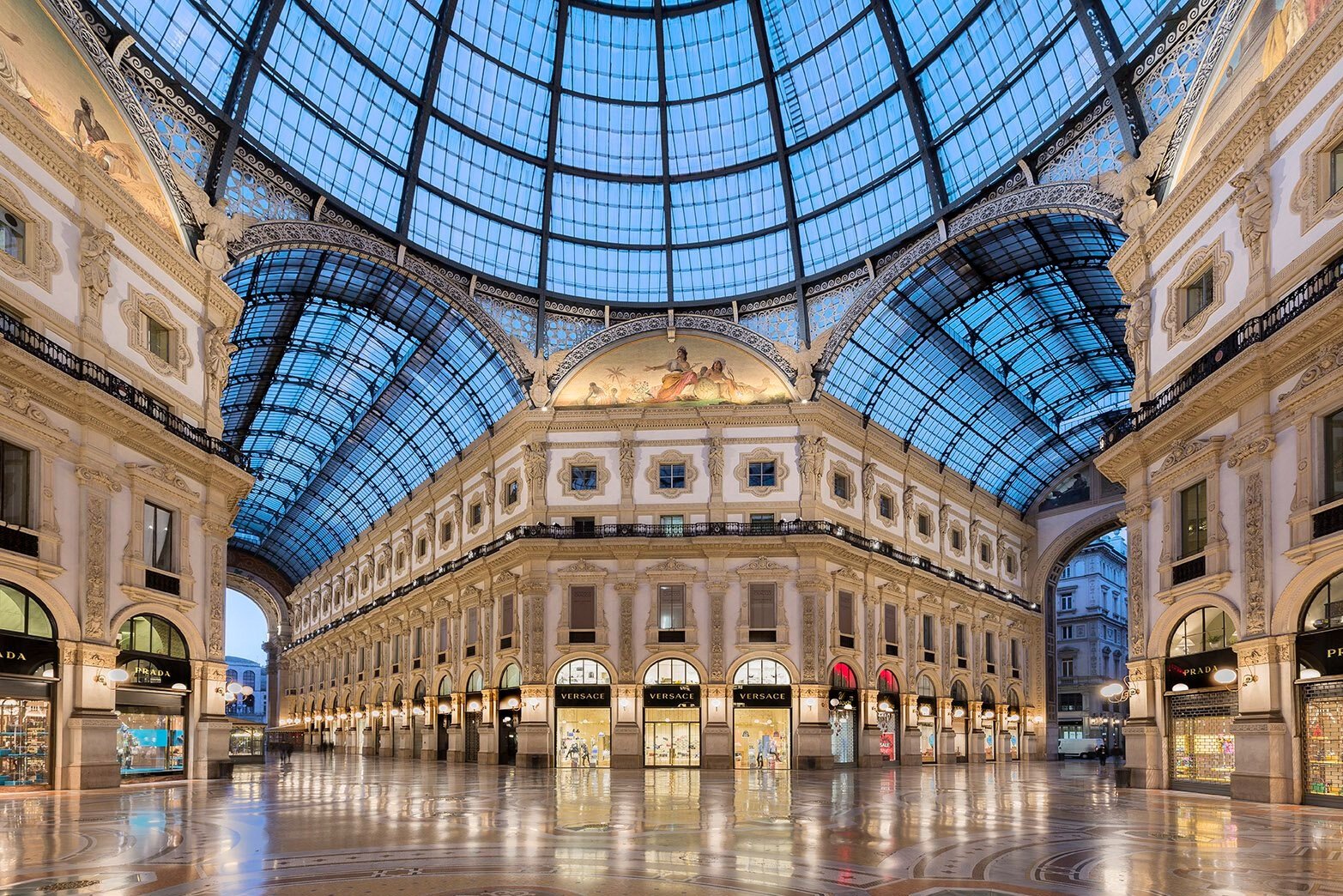 Simon Lee discusses how to sell sh*t beautifully