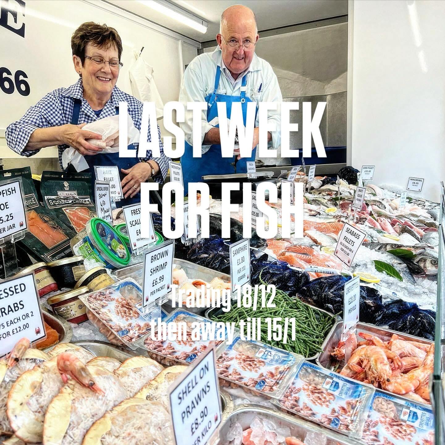 🐟Last week to get your fresh fish from Harry and Lynn at the Thursday market. They&rsquo;re trading 18th December then away for 3 weeks, back 15th January. 

🐟🐟🐟

#fishmonger #fishfriday #fishthursday #christmastradinghours #hayonwye #thursdaymar