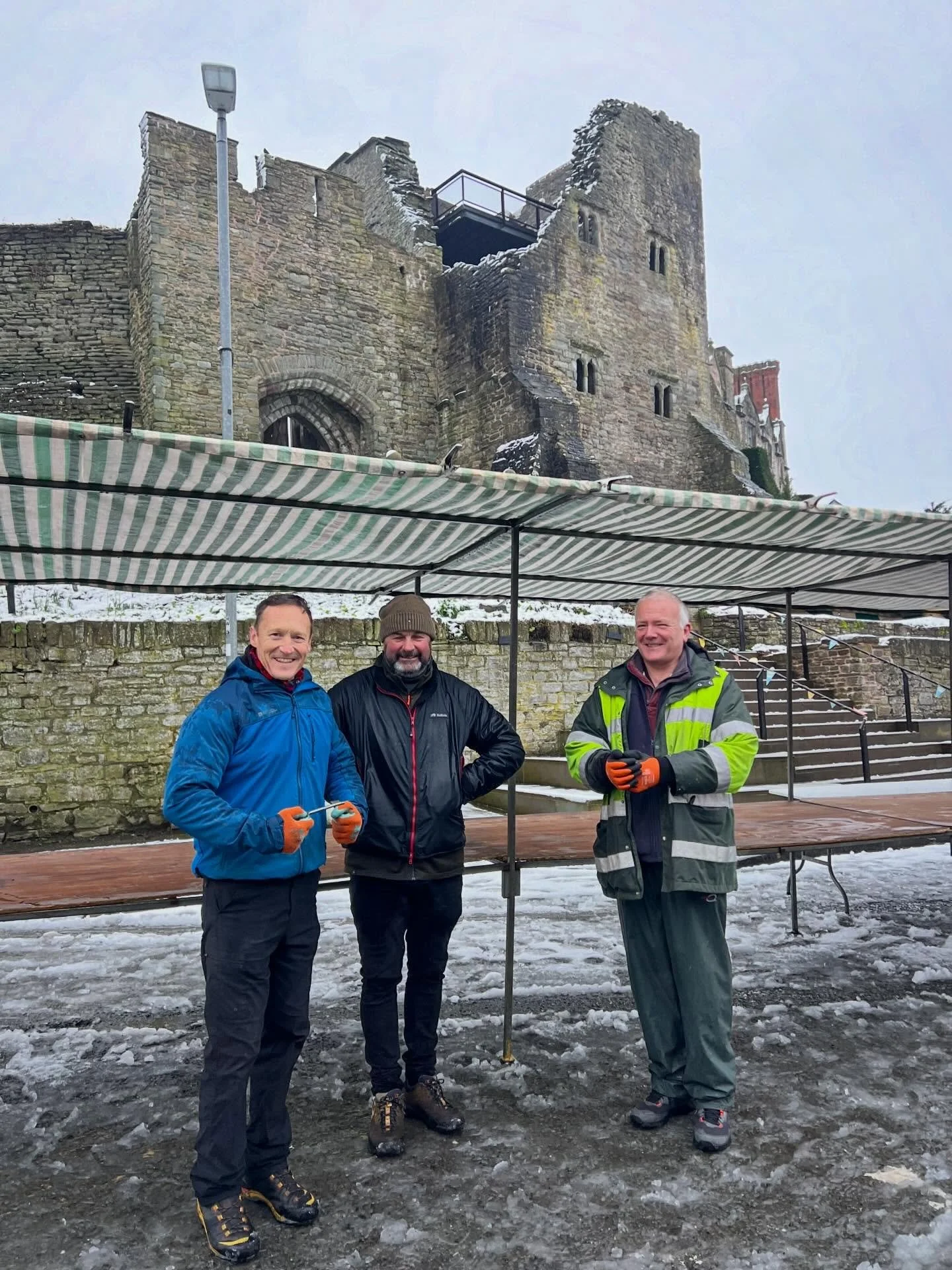 The real power behind Hay Market Day 💪

While most of Hay is still fast asleep, the Market A-Team &mdash; Karl, Garry &amp; Martin &mdash; are already out before dawn, battling sub-zero chills, sideways rain and whatever else the Welsh weather throw