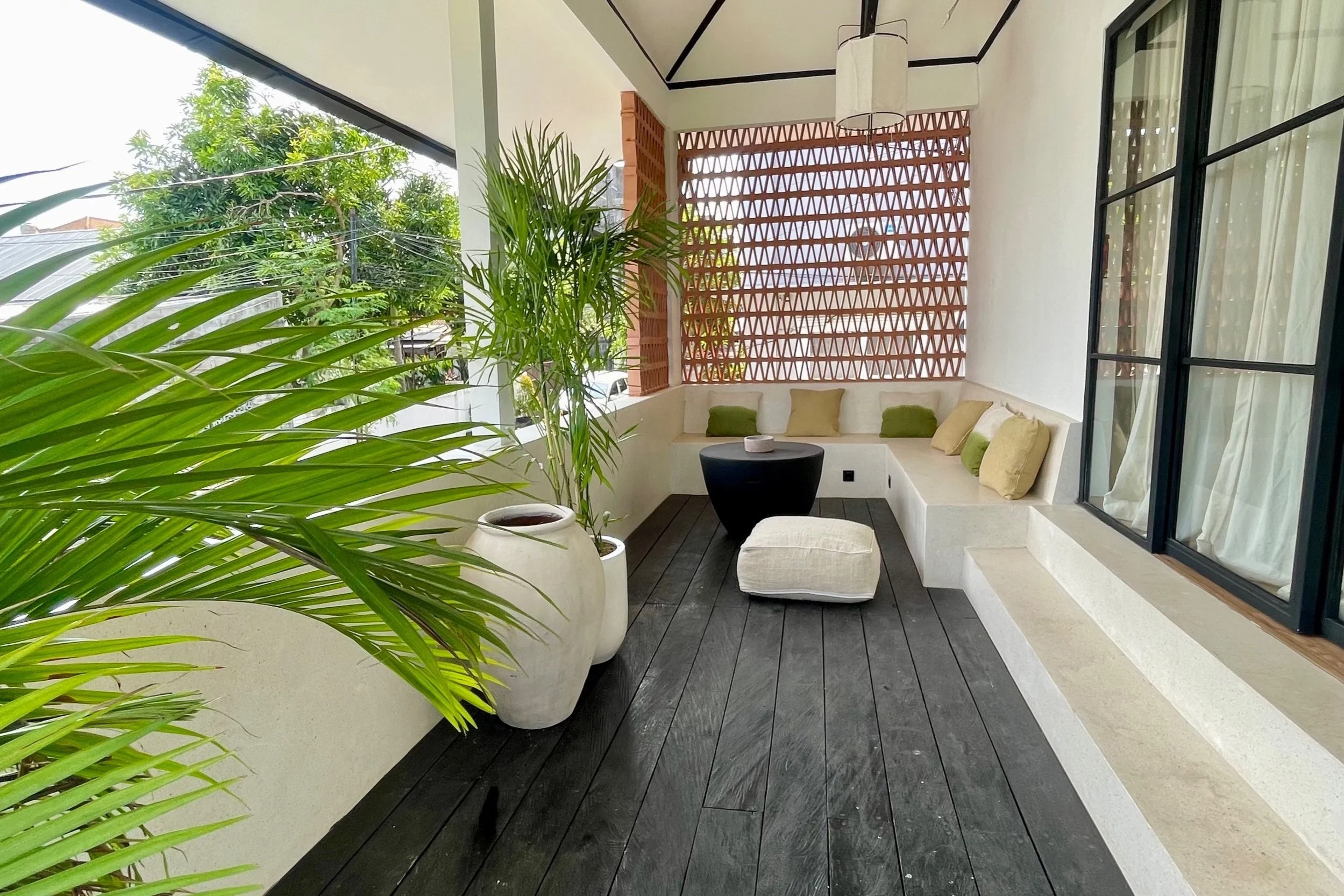 Loft Vijay I