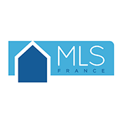 Logo de MLS France avec une maison stylisée et texte sur fond bleu clair.
