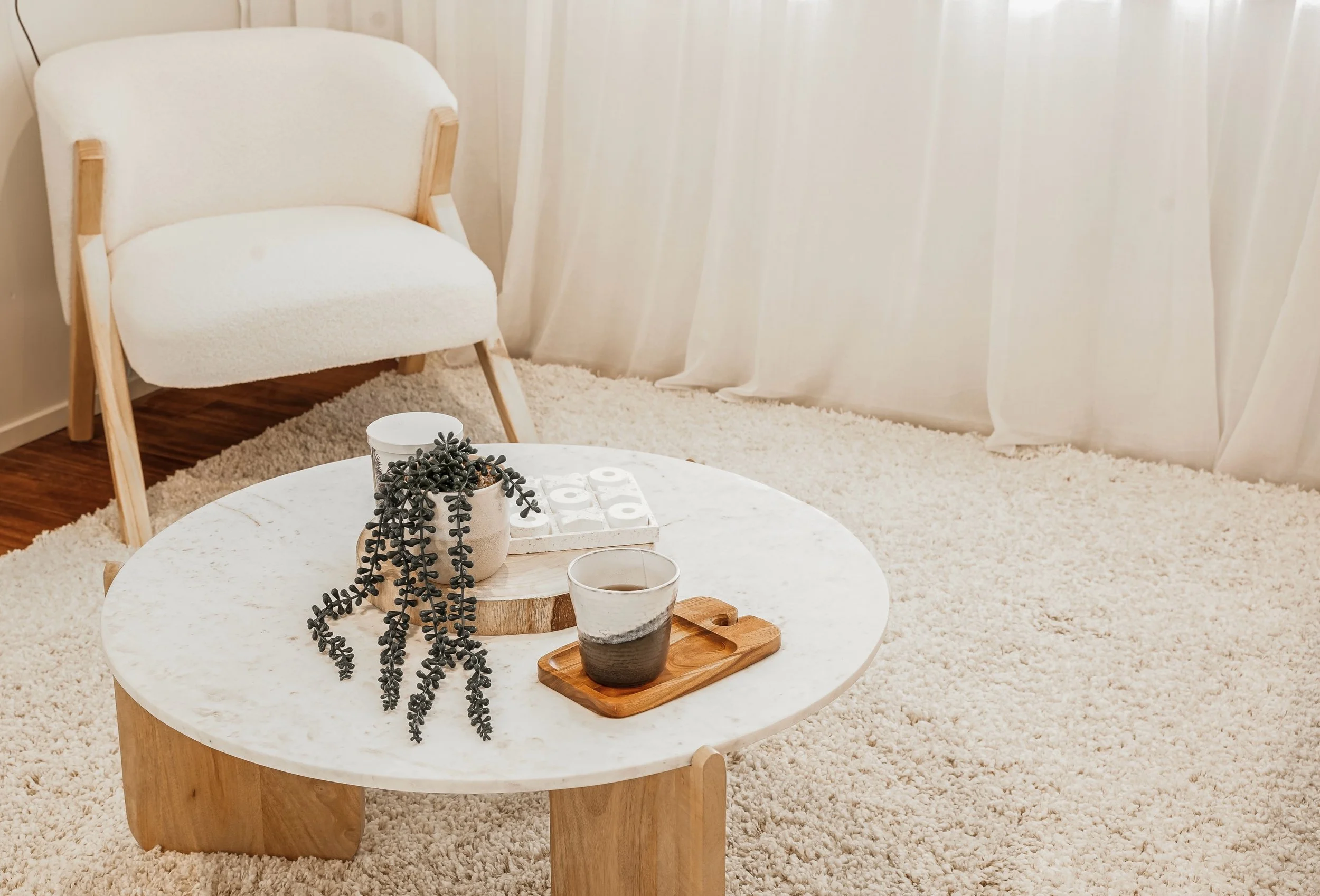 &ldquo;All the comfort and convenience of a home with a resort feel&rdquo; &mdash; Airbnb Guest 

Link in bio: Four Palms| Trinity Beach| Sleeps 6-8 

#Cairns #greatbarrierreef #cairnsaccommodation #beach #tropicalescapes