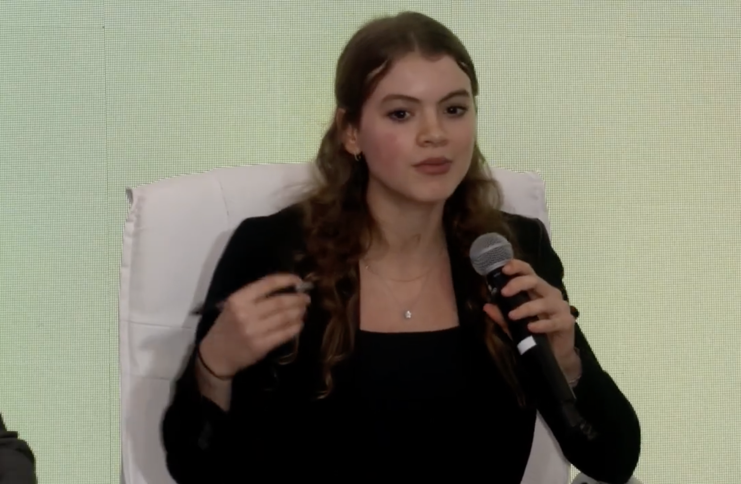 17-year-old, Katherine Choynowska de Lubicz , talking in Davos  about the importance of school trips as the key moments of connection among peers and true bonding in group.