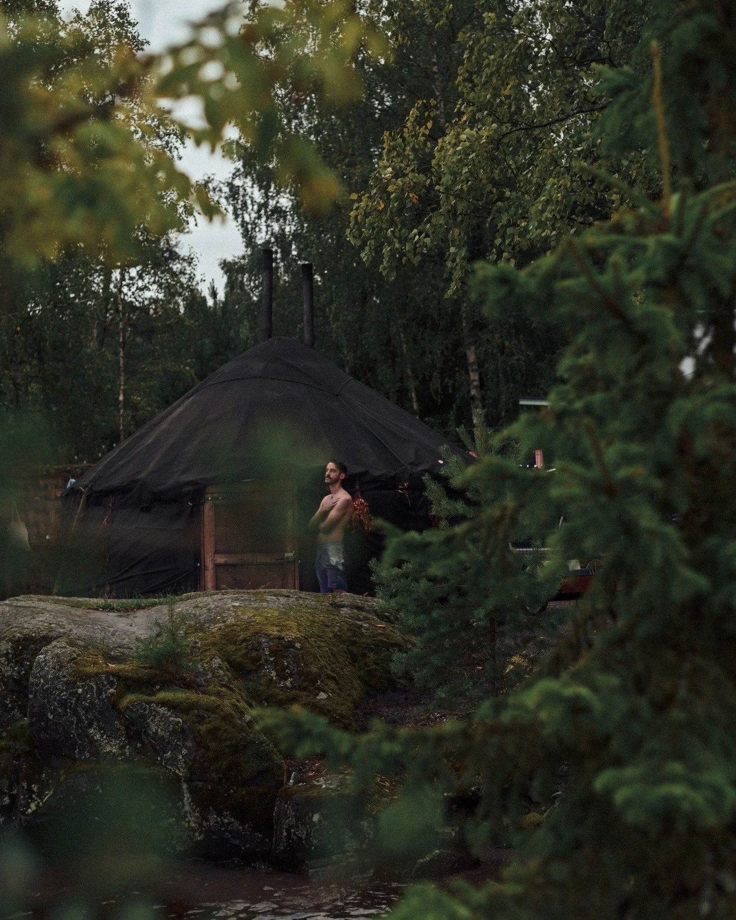 Muistathan ett&auml; Temppelin saunanl&auml;mmitt&auml;j&auml; on sinua varten. Saunanl&auml;mmitys on k&auml;sity&ouml;t&auml;, harrasta luonnonrytmien ja luonnon elementtien kanssa k&auml;sik&auml;dess&auml; el&auml;mist&auml;. Saunanl&auml;mmitt&a