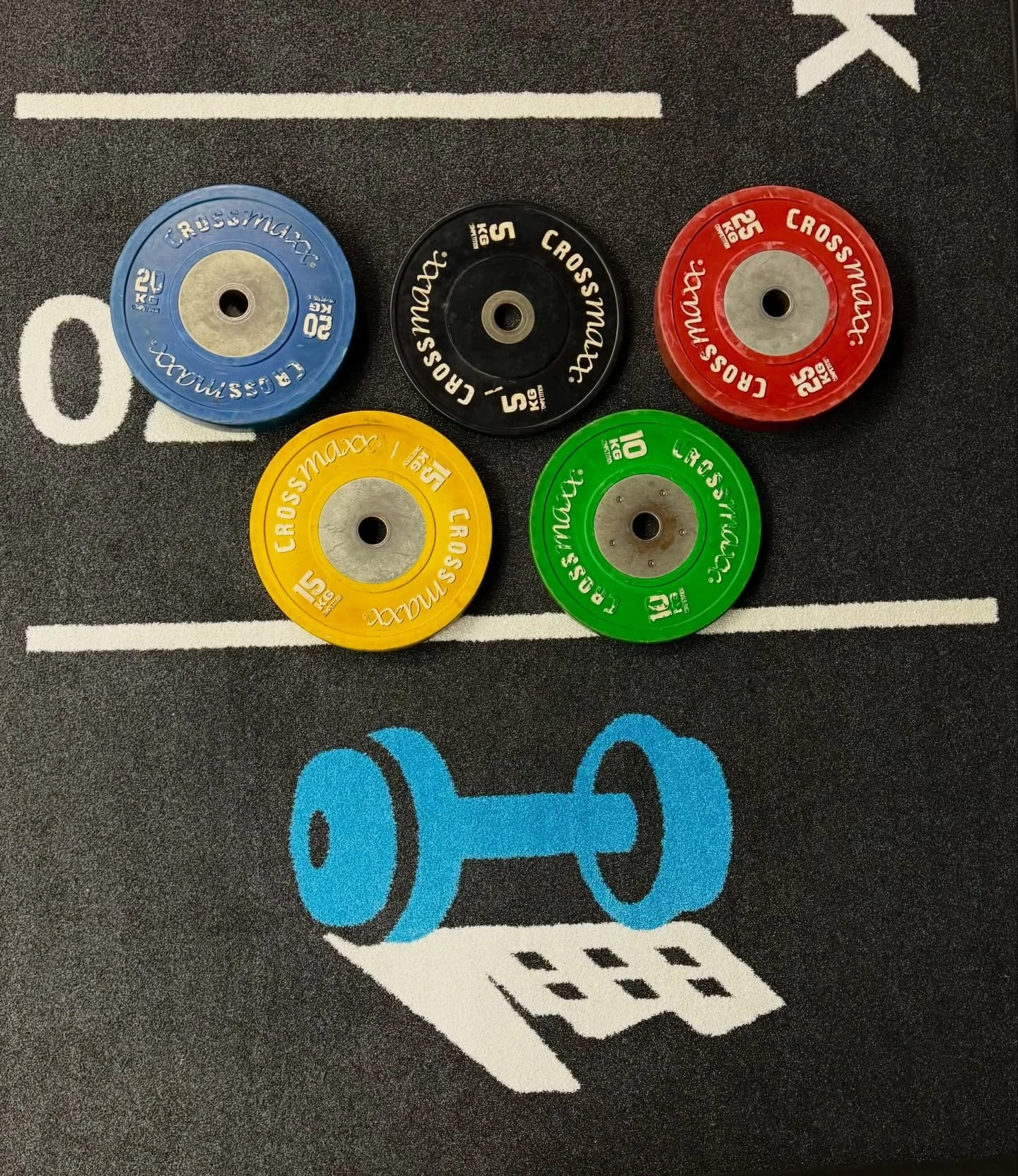 🥇 DOF Olympics ❄️

De Olympische Winterspelen zijn begonnen
en ook in De Oude Fabriek barst de strijd los! 🥇

Ga jij voor goud? Stap op de SkiErg of duw jezelf naar de finish en pak die gouden plak 💪

⏱ 1 minuut
⛷ Langlaufen op de SkiErg
🏆 Meeste