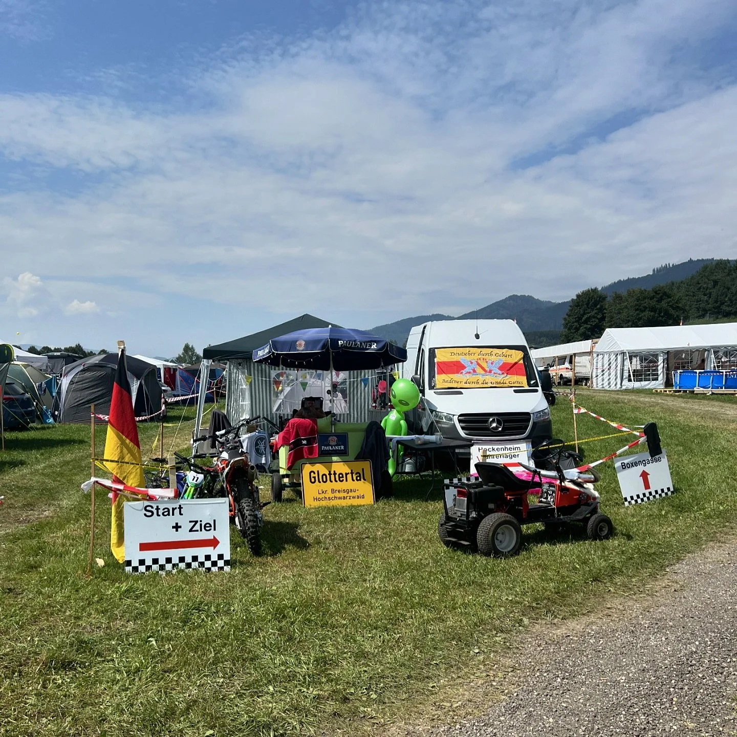 Campers have s&rsquo;more fun 🚌🏁🔥📢 #MotoGP #campingamredbullring #spielberg #redbullringspielberg #campingrot