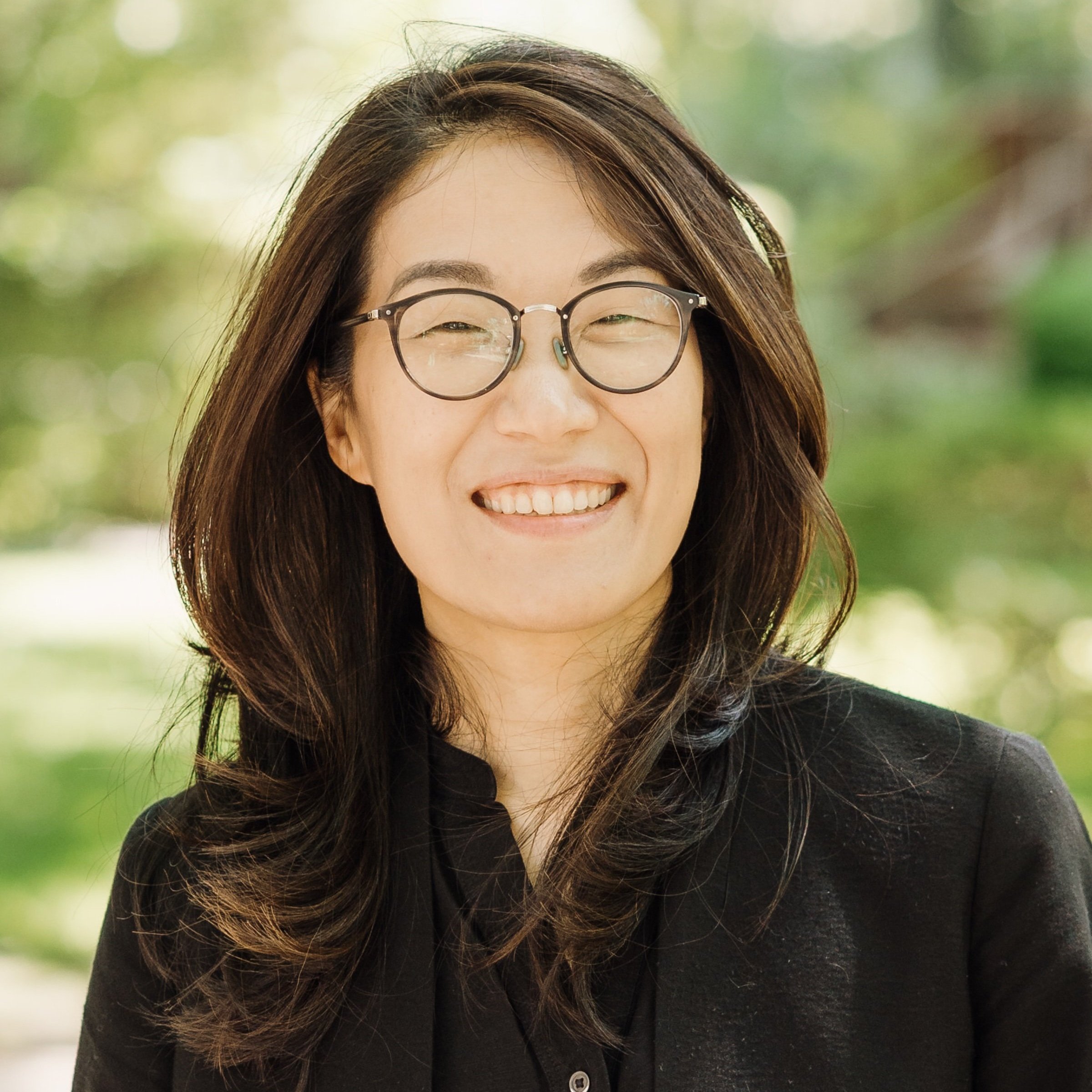 Interfluence: The (in)visible Work of Moving Conversations by Haesun Moon