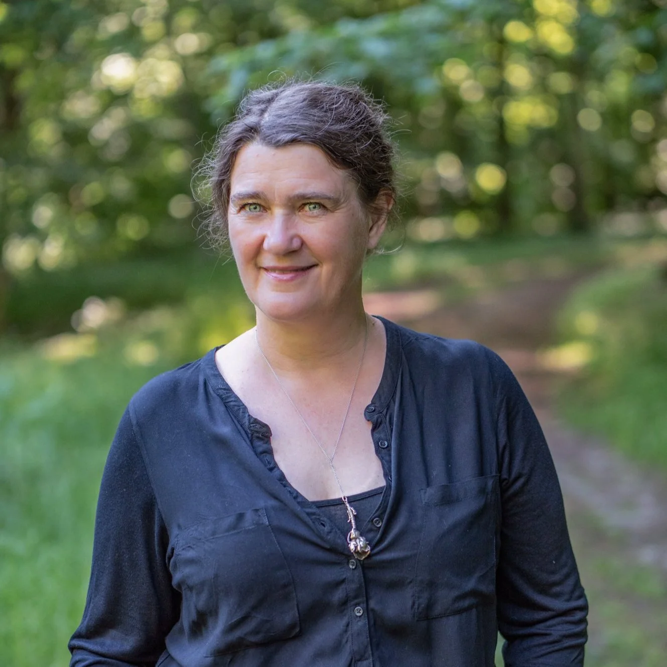25. Working with an assistant who is a body specialist by Nete Guldbrandsen