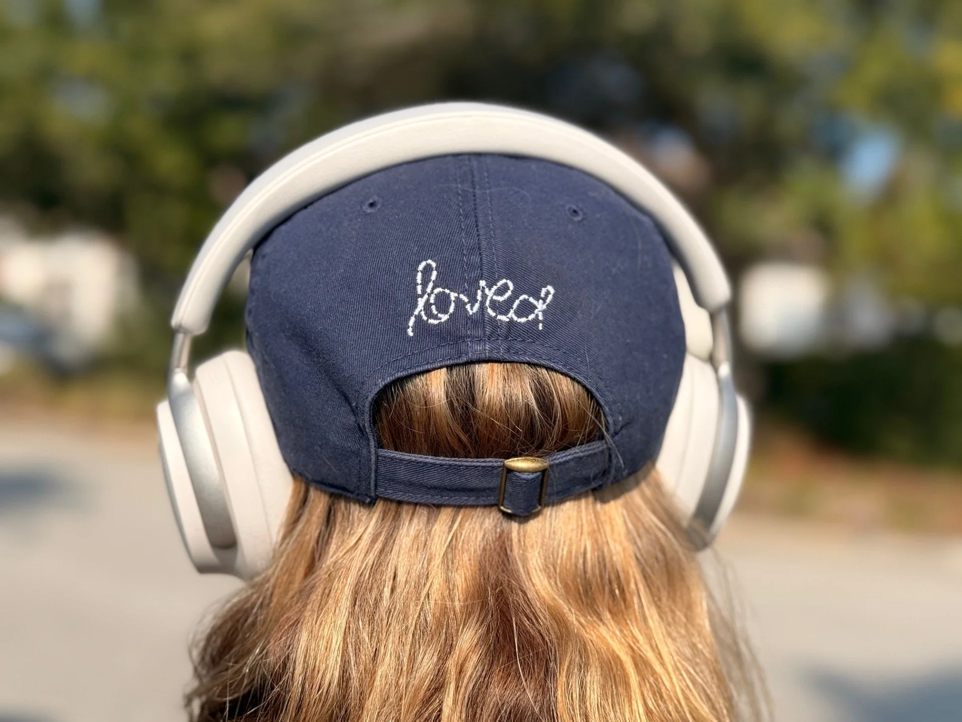 Noise-Cancelling Headphones