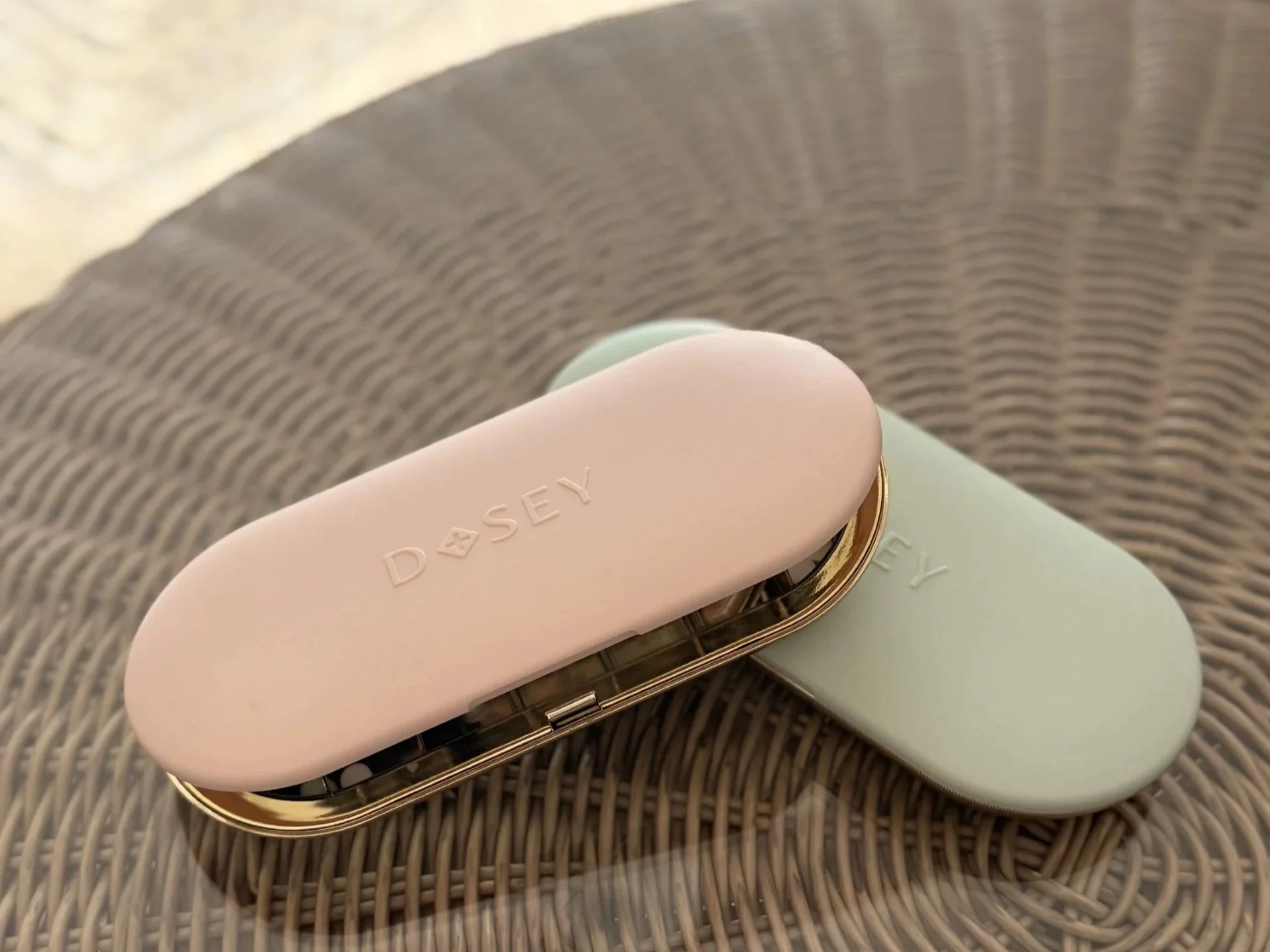 Dosey AM PM Compact Pill Case Review