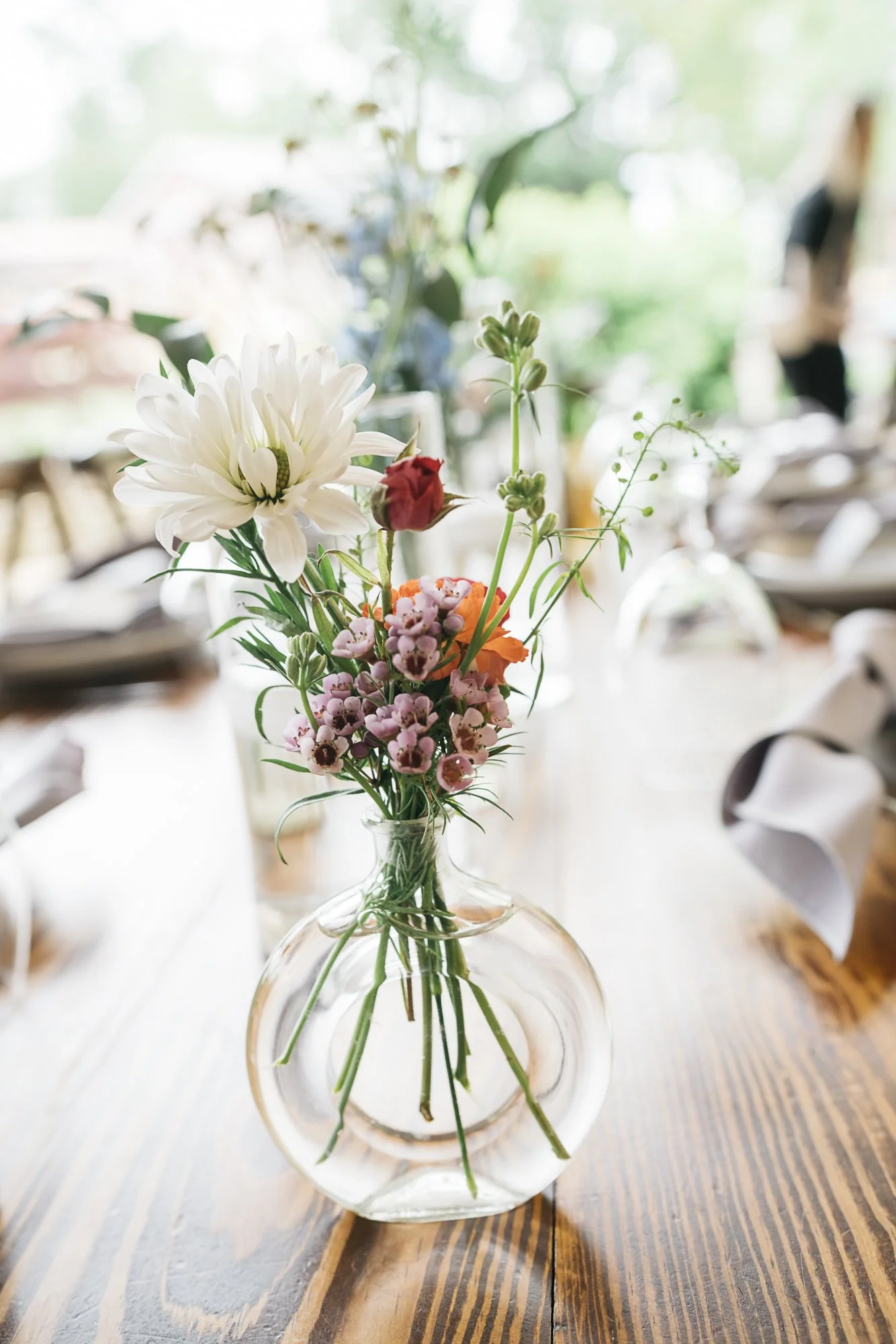 table wedding flowers