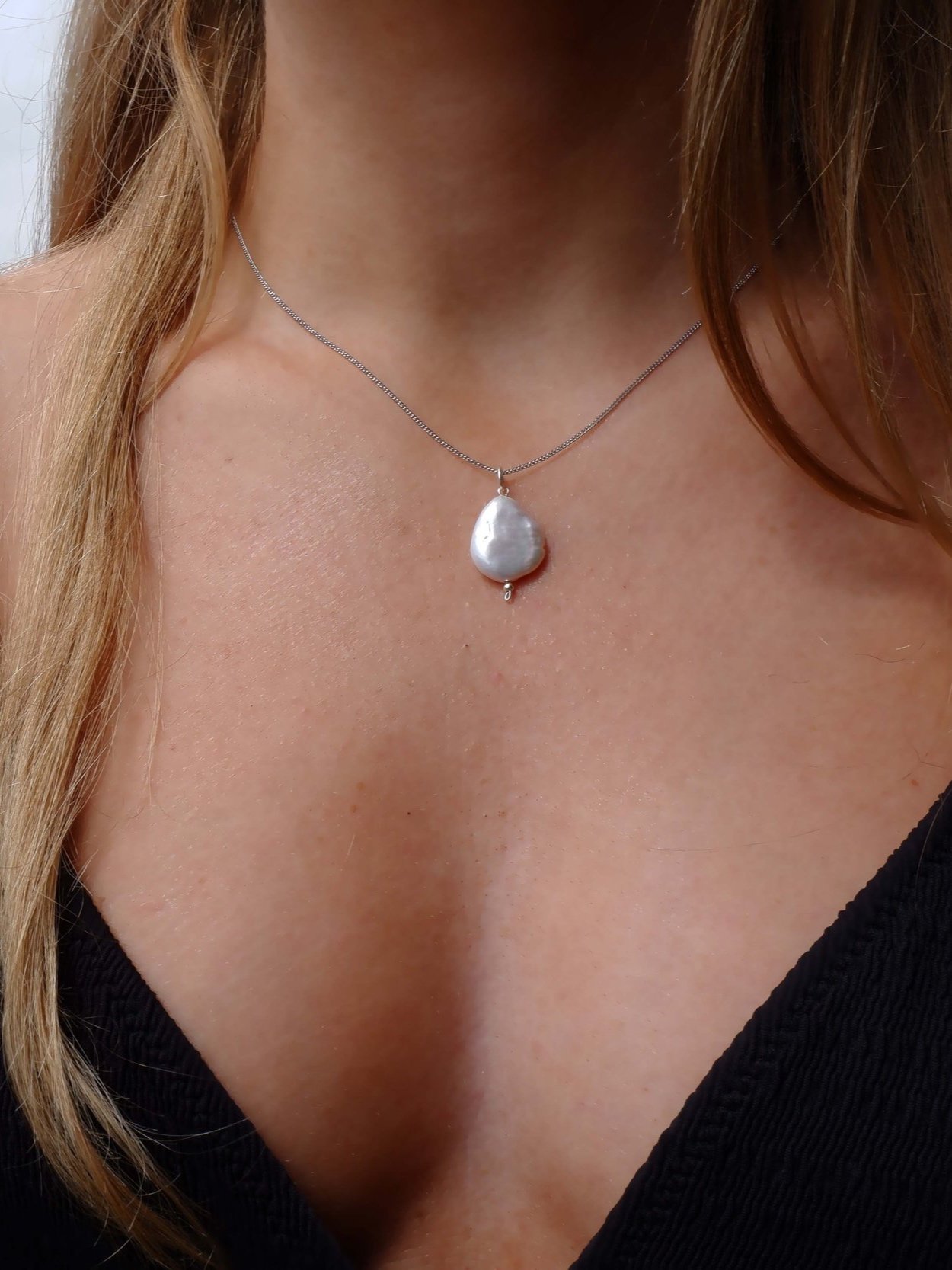 Baroque+natural+pearl+in+drop+shape+pendant+necklace+web+2.jpg