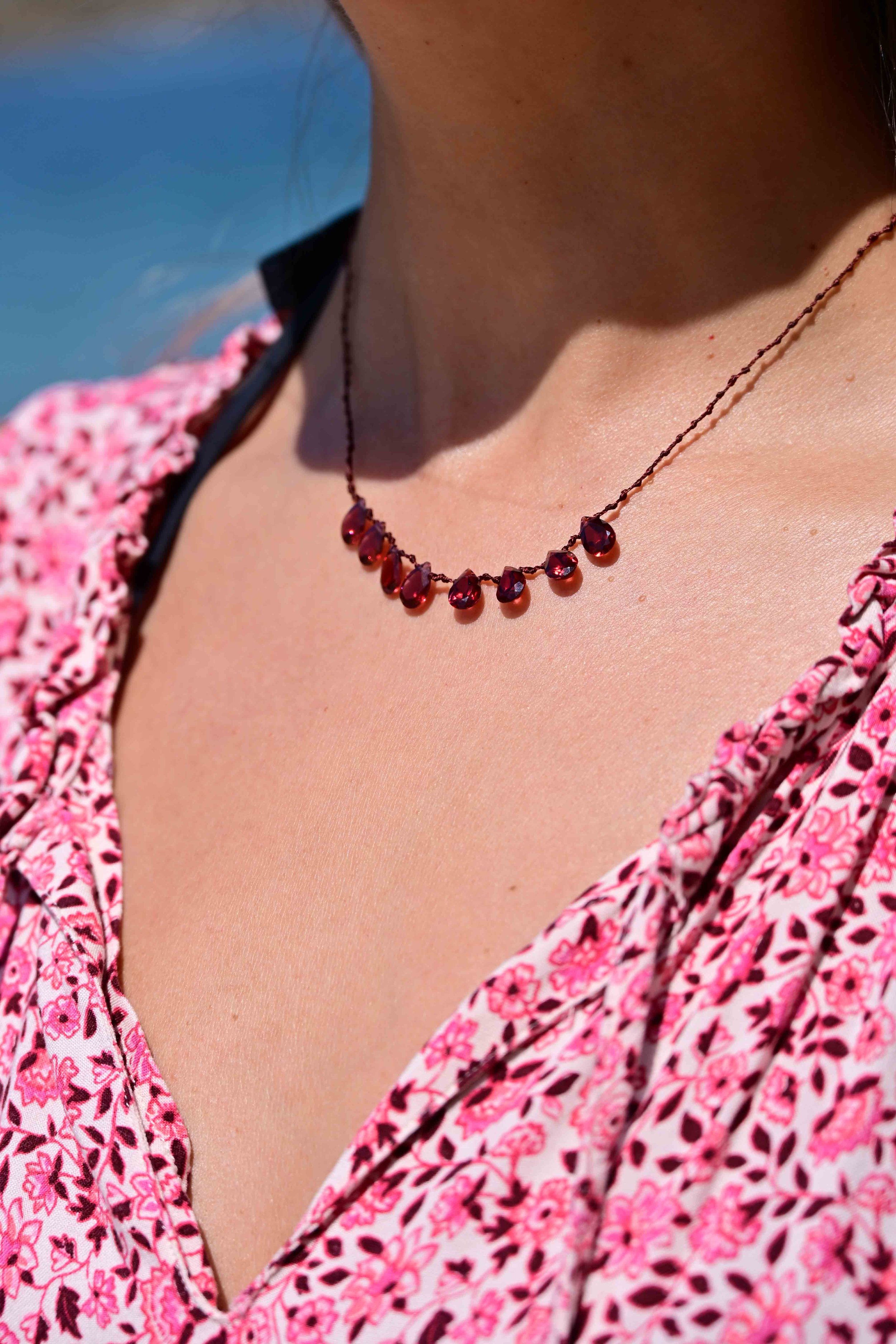 Mini Grenada Knotted Garnet red necklace