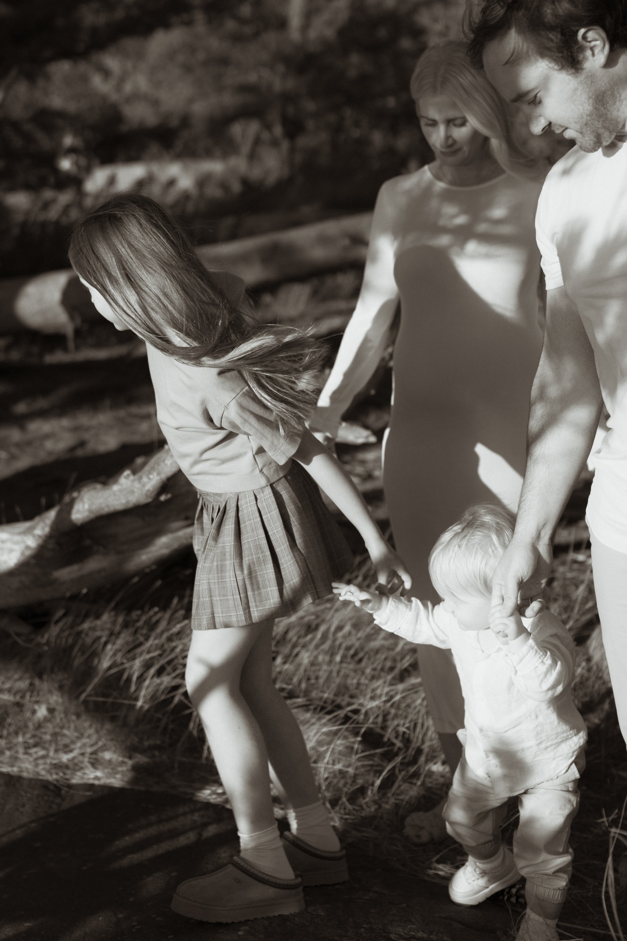 lennyandhume-higginshall-killbearfamilysession-8.jpg