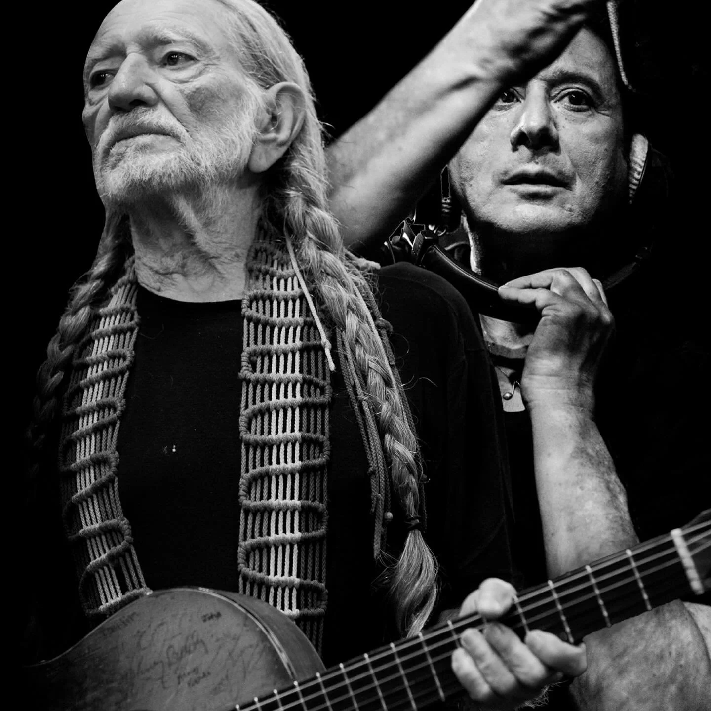 Steve Perry &amp; Willie Nelson, &lsquo;Faithfully&rsquo;, out now on Dark Horse Records. In celebration of the 40th anniversary of Farm Aid, proceeds from the single will go to the nonprofit organization.

Click link in bio to listen now.