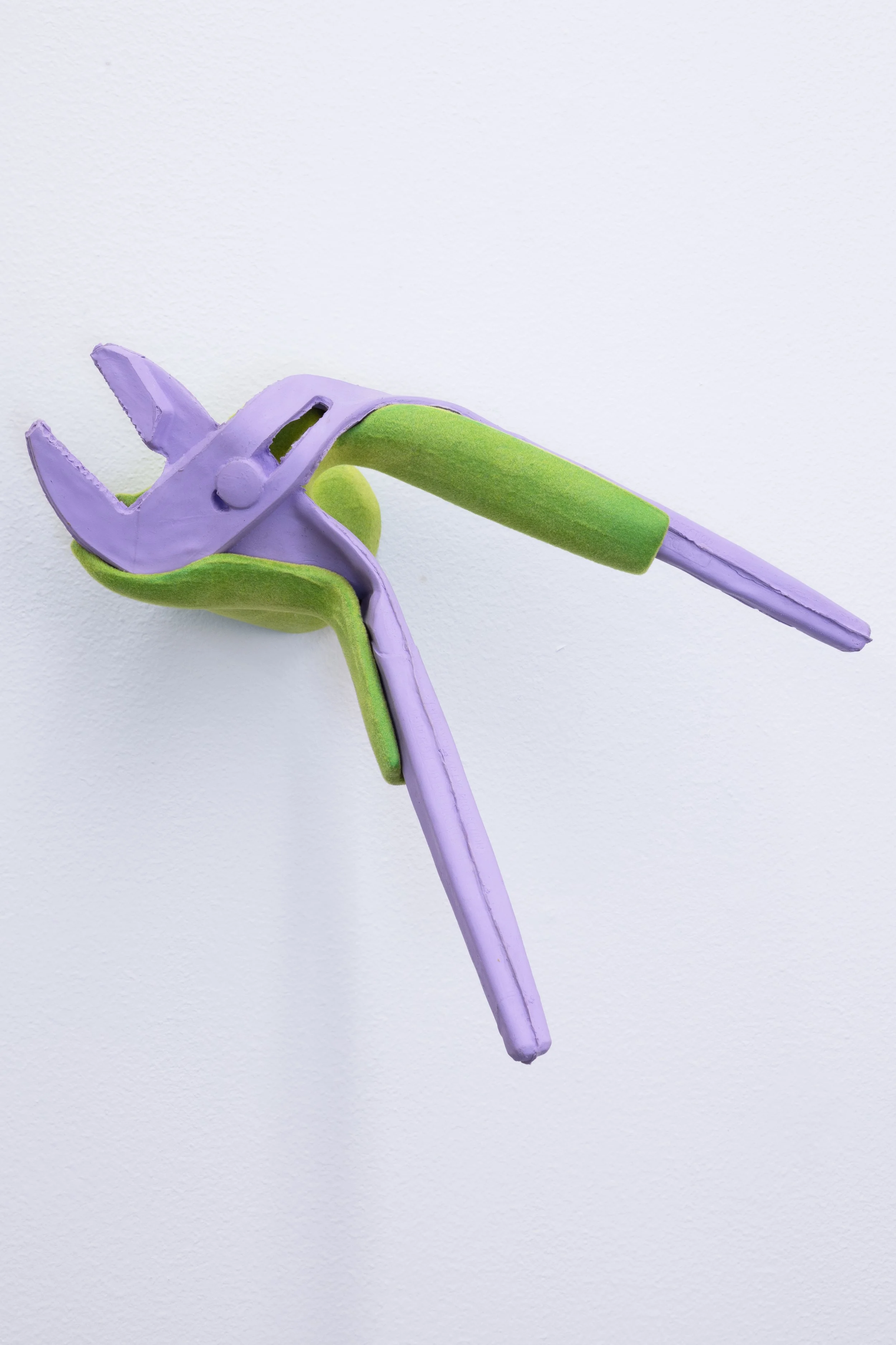 Uninflatable Pliers-1.jpg