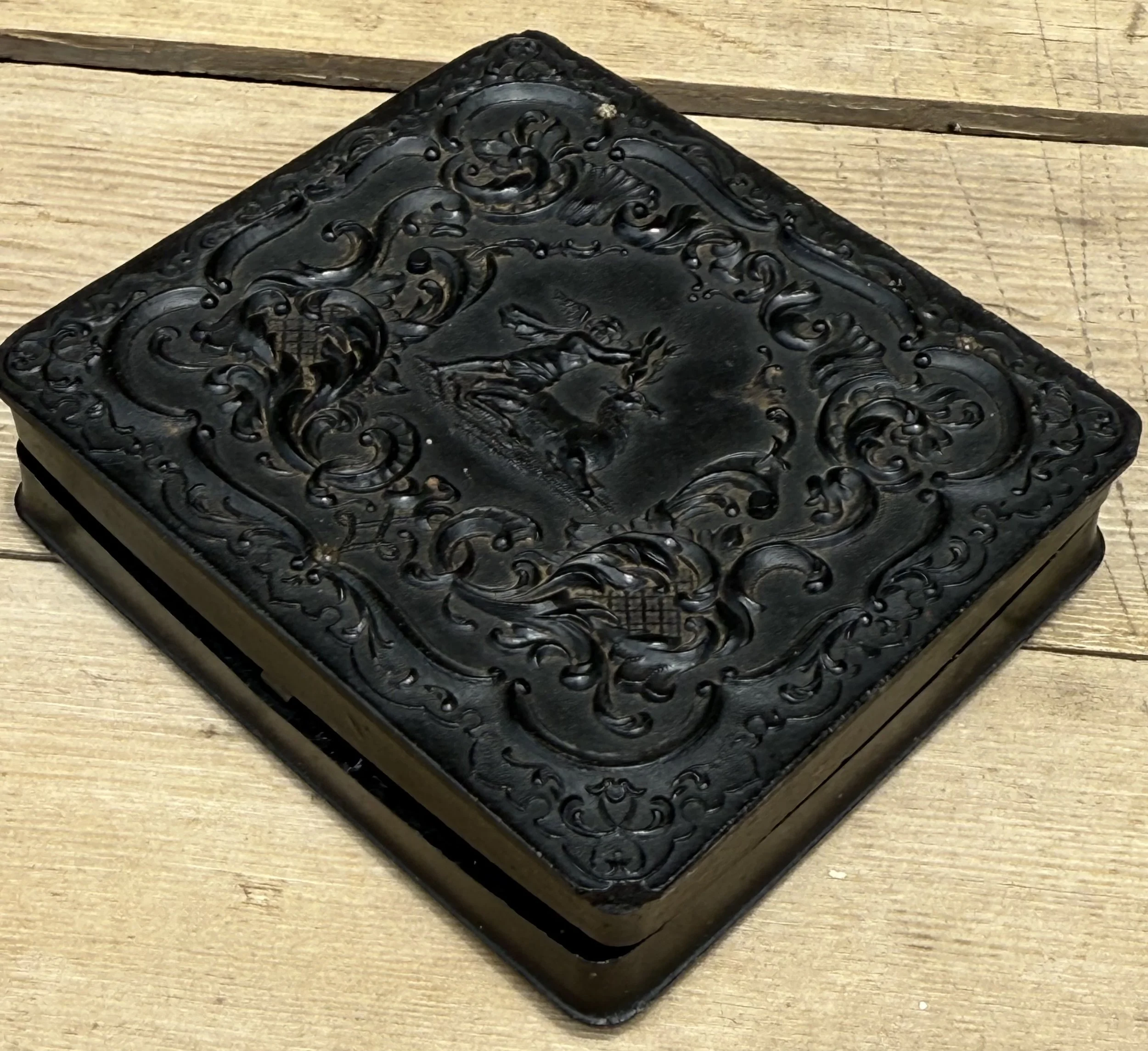 Sixth plate union case Victorian era old photography