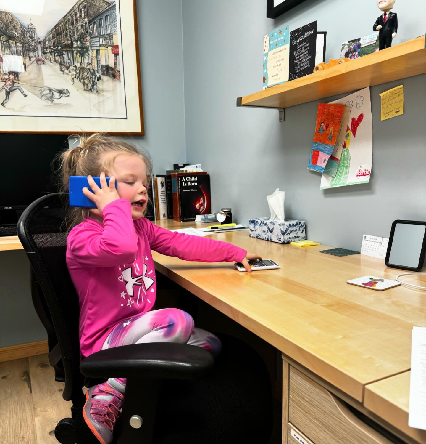 (Future) Dr. Isla (Johnston) Tannahill busy working the phones at mom&rsquo;s desk this afternoon ☎️👩&zwj;⚕️🩺📝