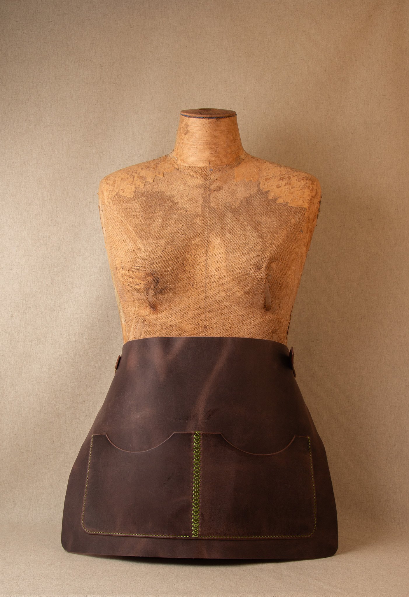 Gardening Apron Green Thread - CA.jpg