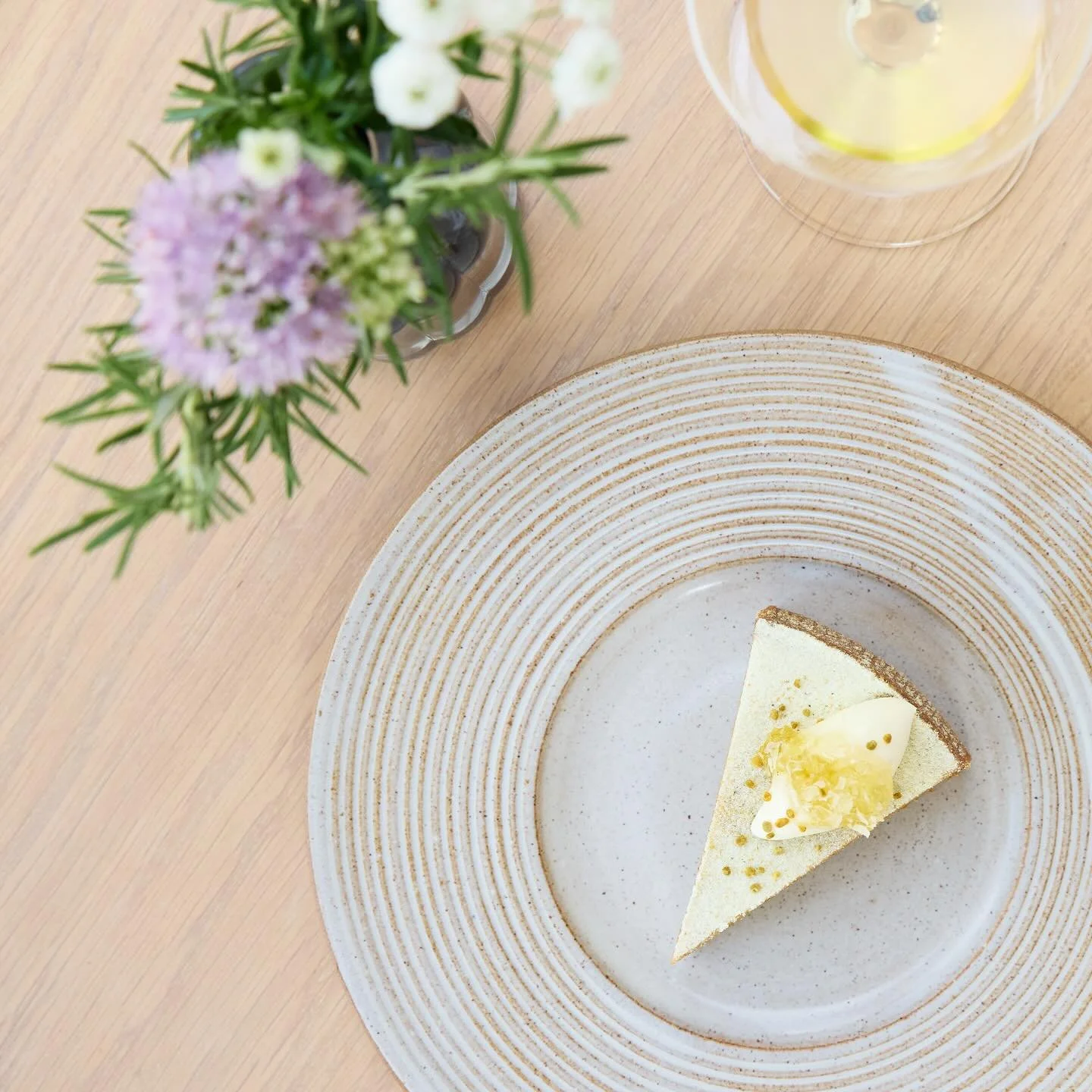 🐝 🍯 Our bees. Their honey. This tart.

📸 @oliviabphoto