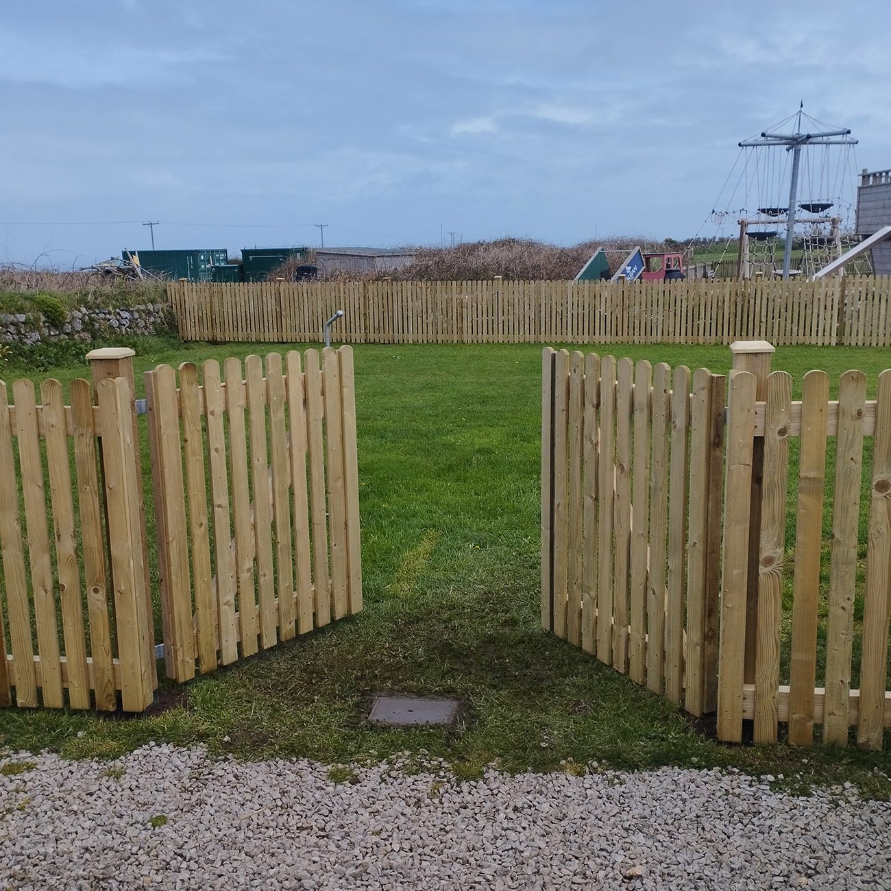 Cornwall fencing services 62.jpg