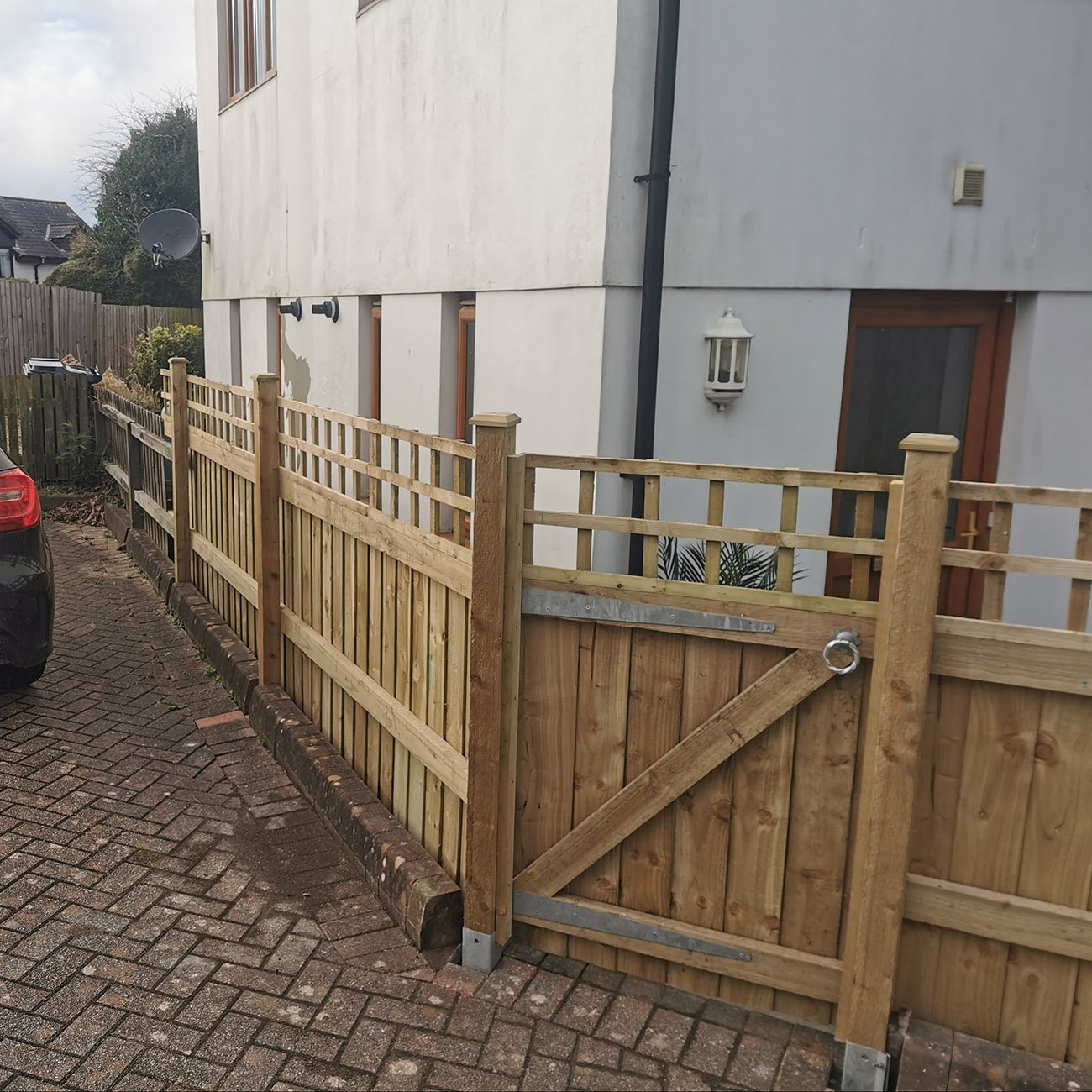 Cornwall fencing services 903.jpg