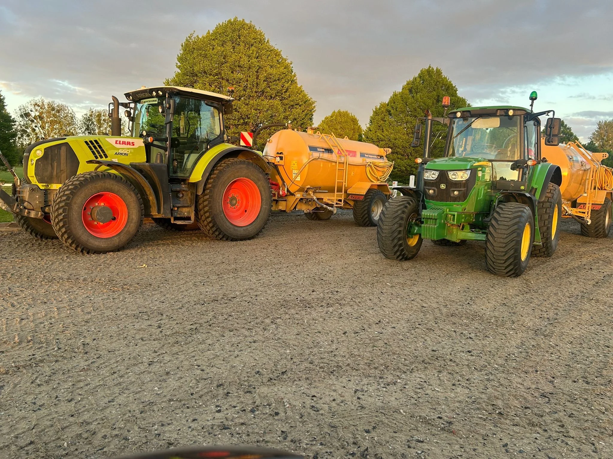 The Rayner farms team in 2025 — J Rayner & sons Ltd