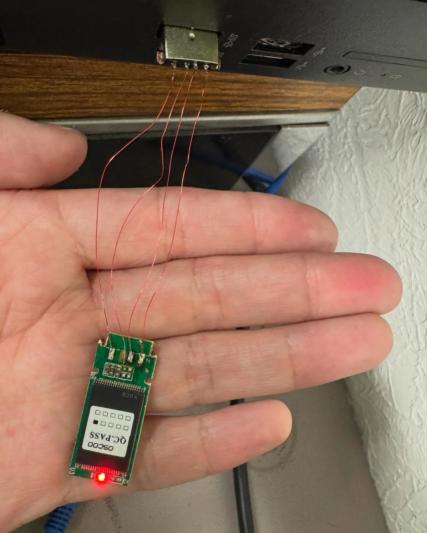The flash drive gets to live again so we can recover data files. 👍