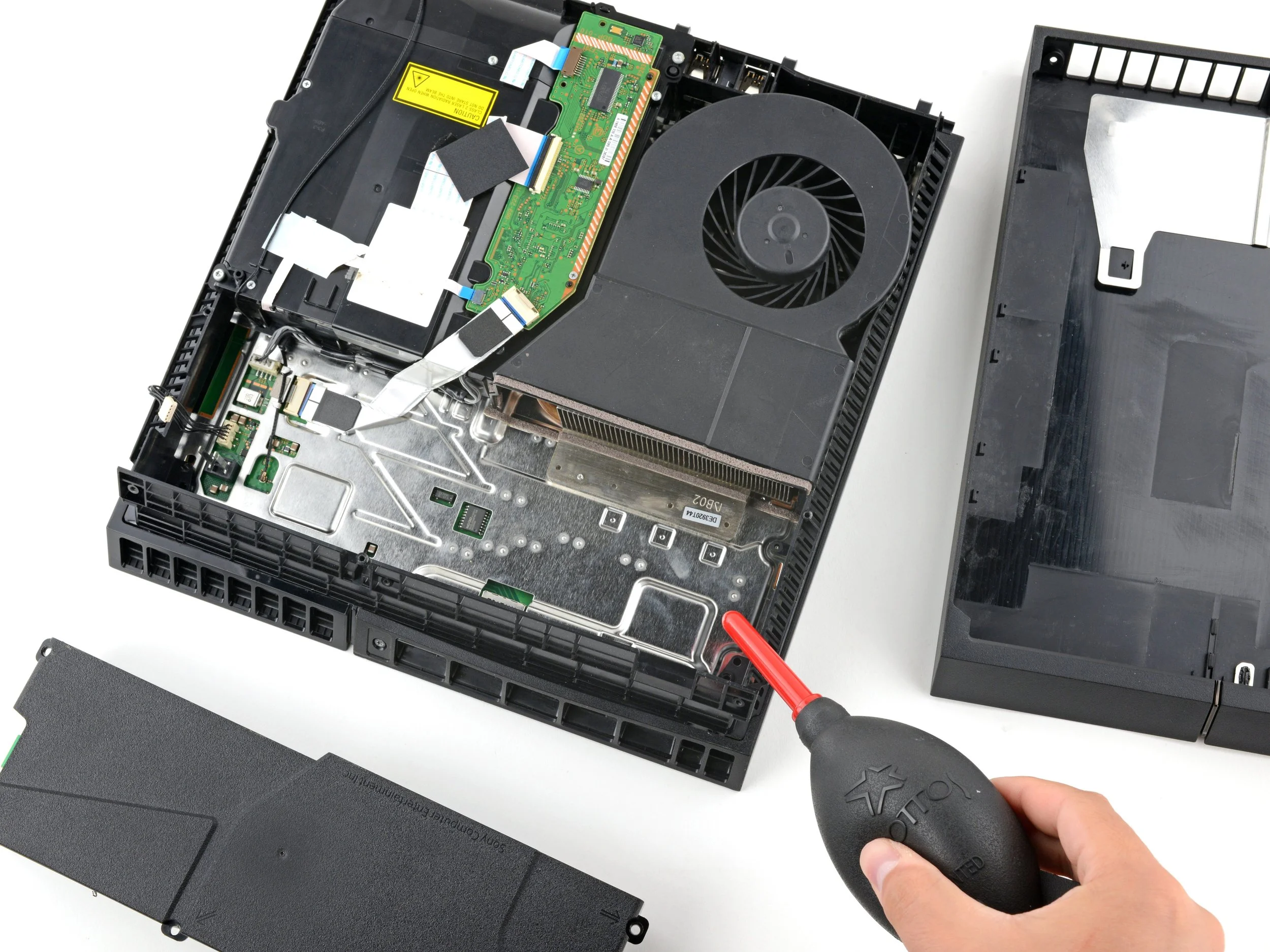PlayStation 4 - Detail Cleaning Service