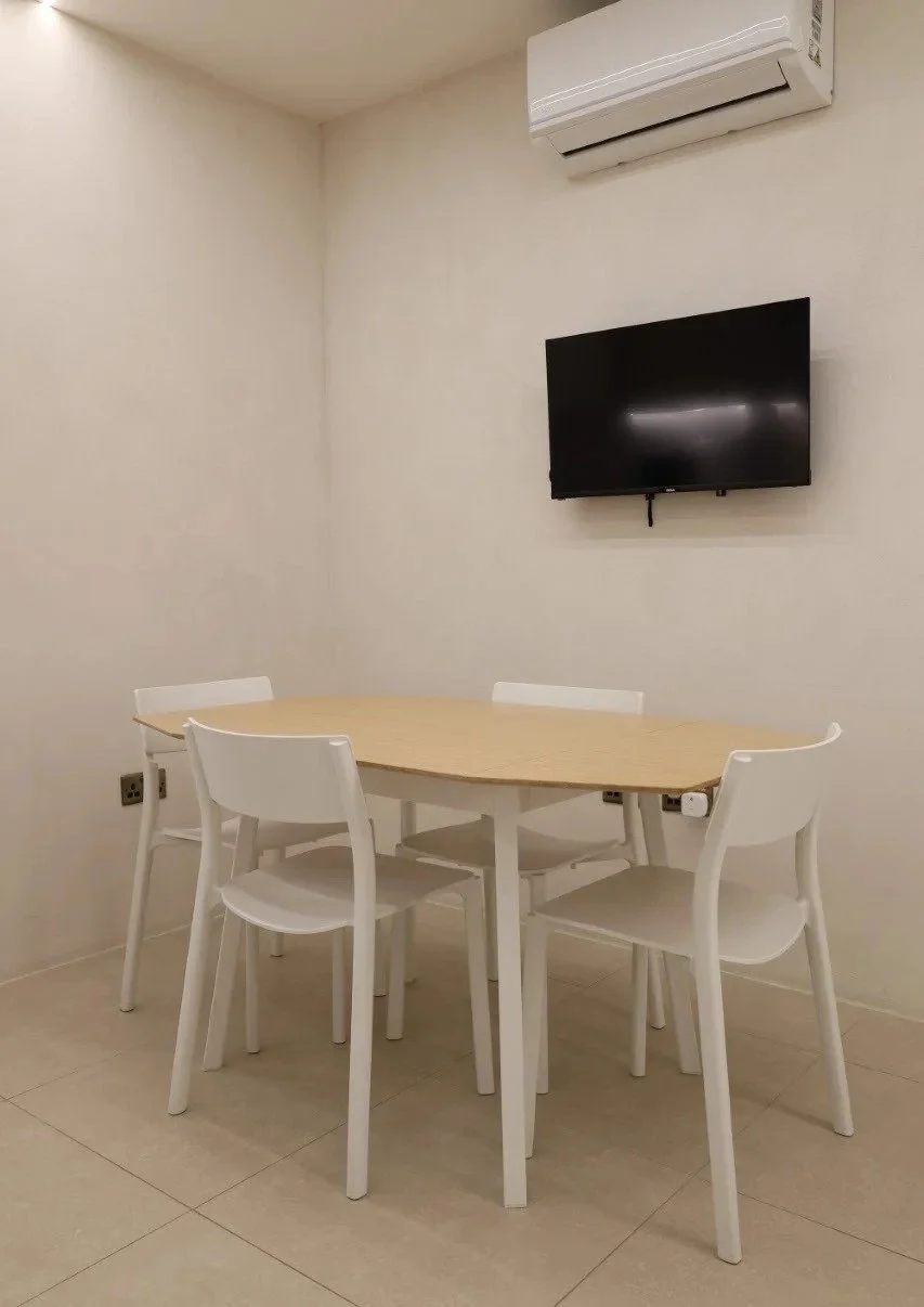 premium-teach-table.jpg