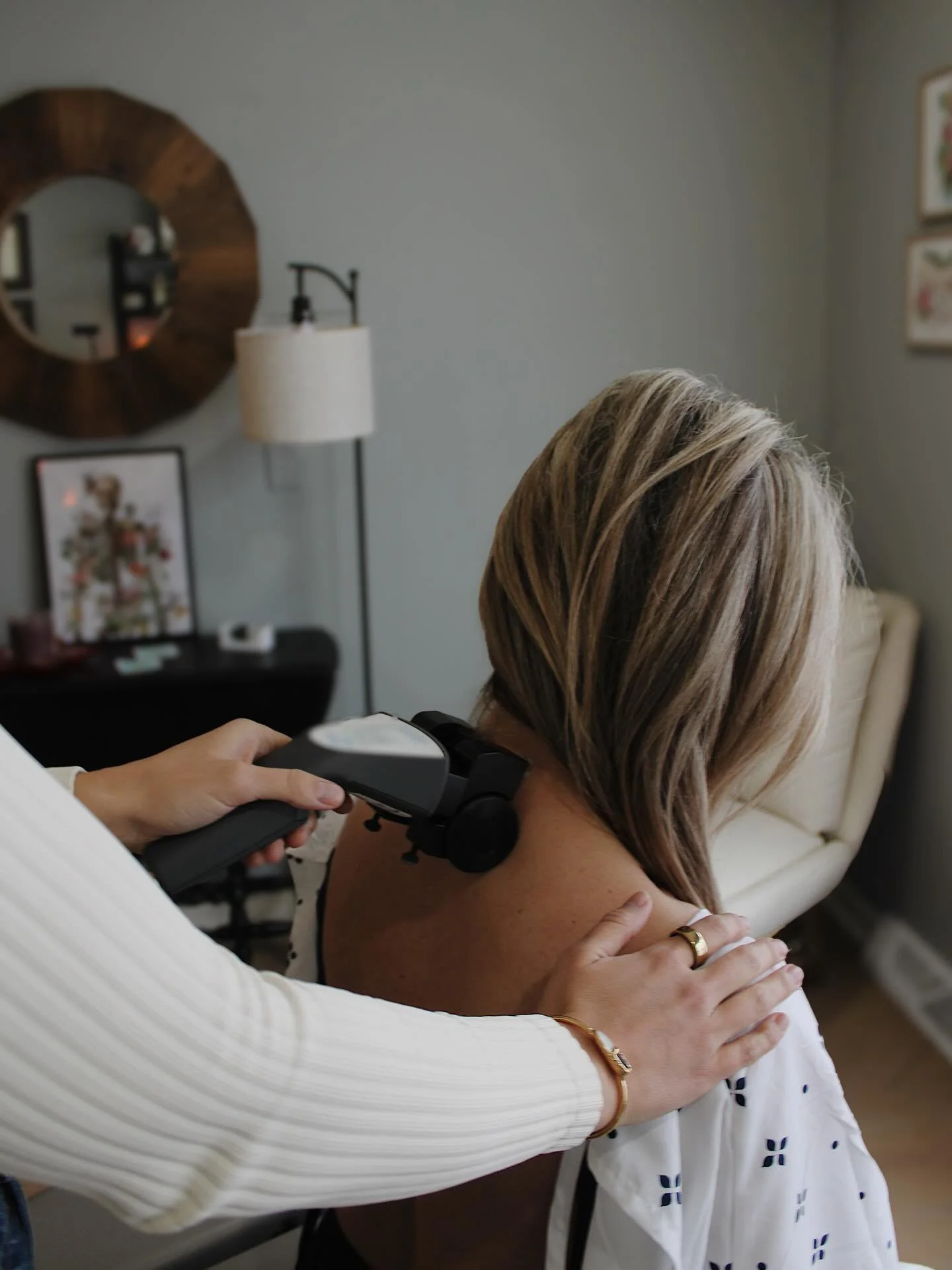 What&rsquo;s going on under the surface?

Our nervous system scanning shows exactly where your dysfunction is leading to dysregulation. 

When your spine doesn&rsquo;t move properly, your nervous system can&rsquo;t communicate properly. 

Improper co