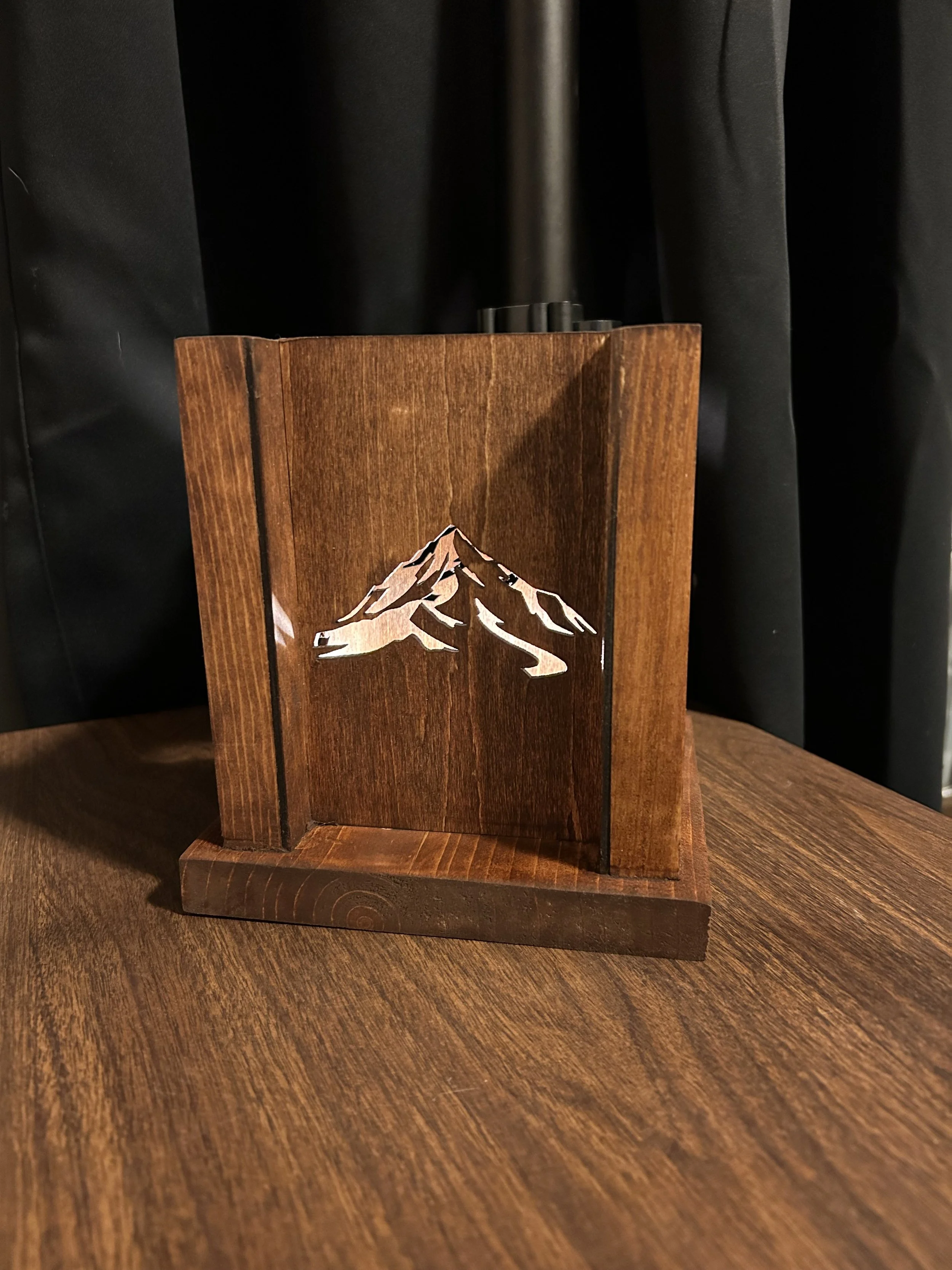 Oh Hunney Look Mountain Desk Light.JPEG