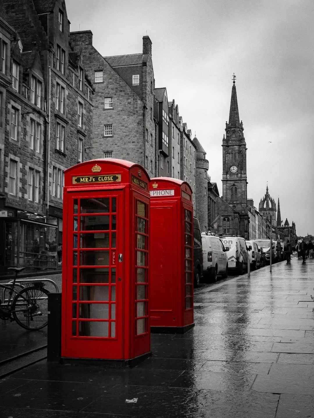 From all the images taken in my recent trip to the capital, this is without a shadow of a doubt my favourite image from the royal mile.