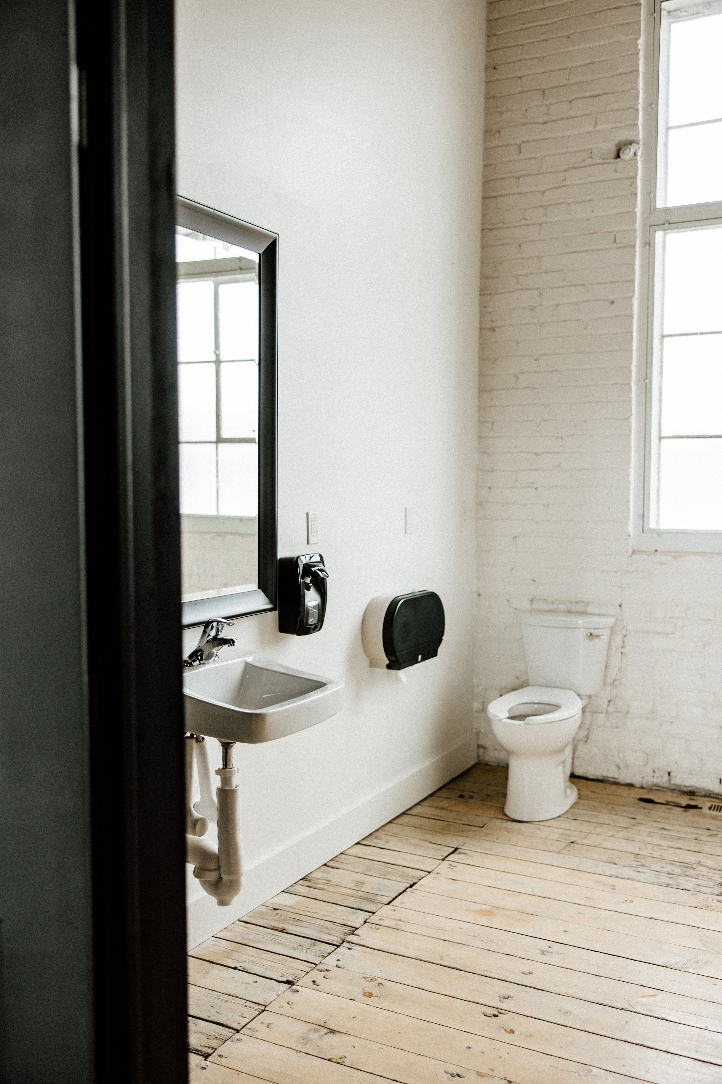 240506_npcgroomsspace-46.jpg