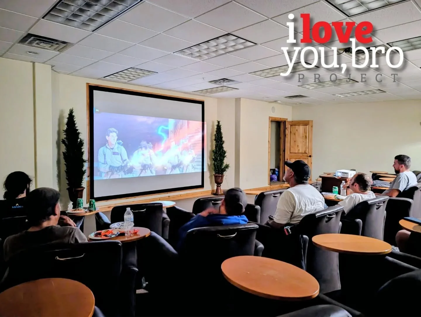 DINNER AND A MOVIE WITH THE BROS
We had another great social connection event for men last night-- Dinner and a Movie Night with the Bros
🍕🎬🔗
We had about 20 bros come out to eat together, laugh together, and enjoy some good ol fashioned 80's ent