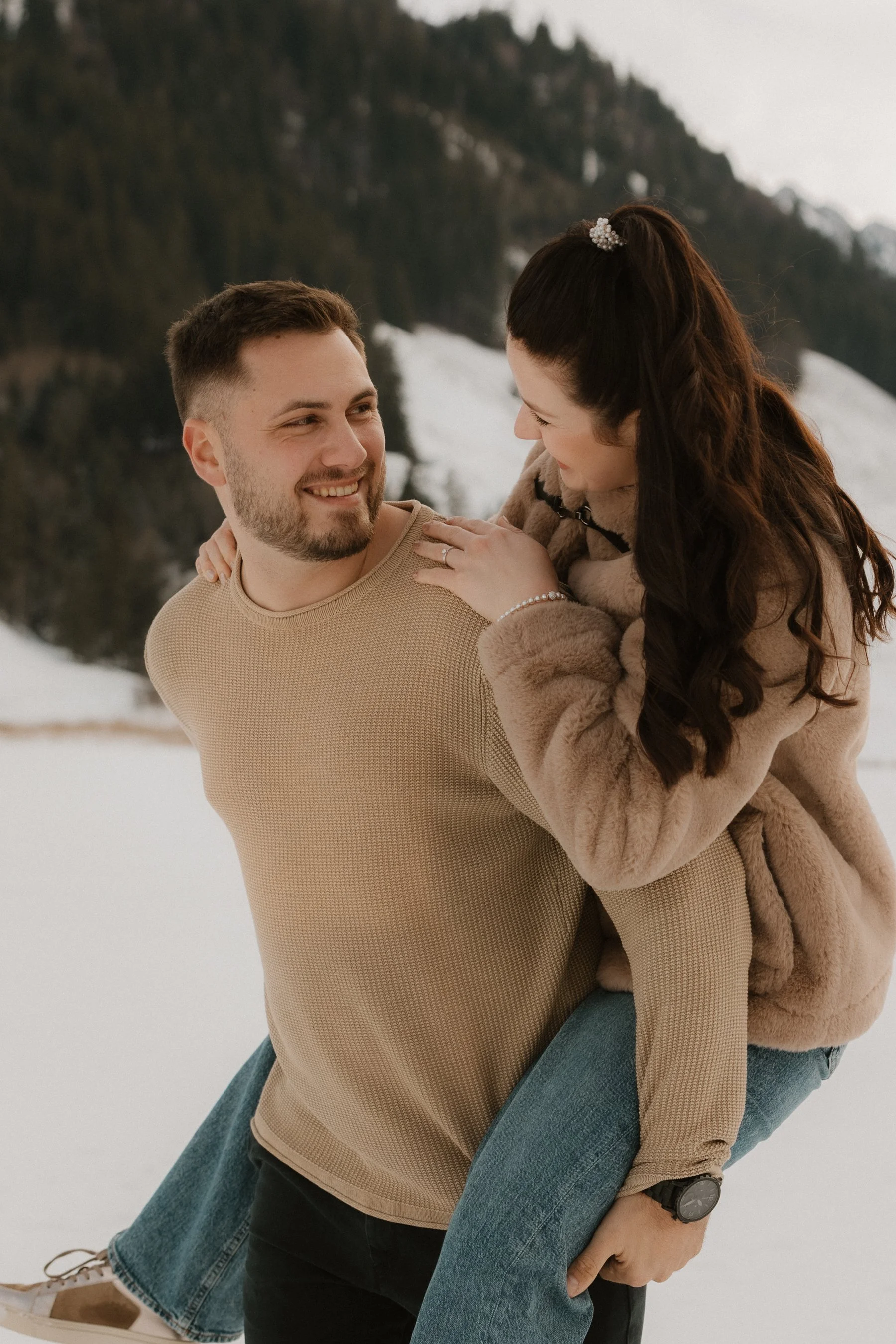 Verlobungsfotoshooting Schwarzsee Schweiz